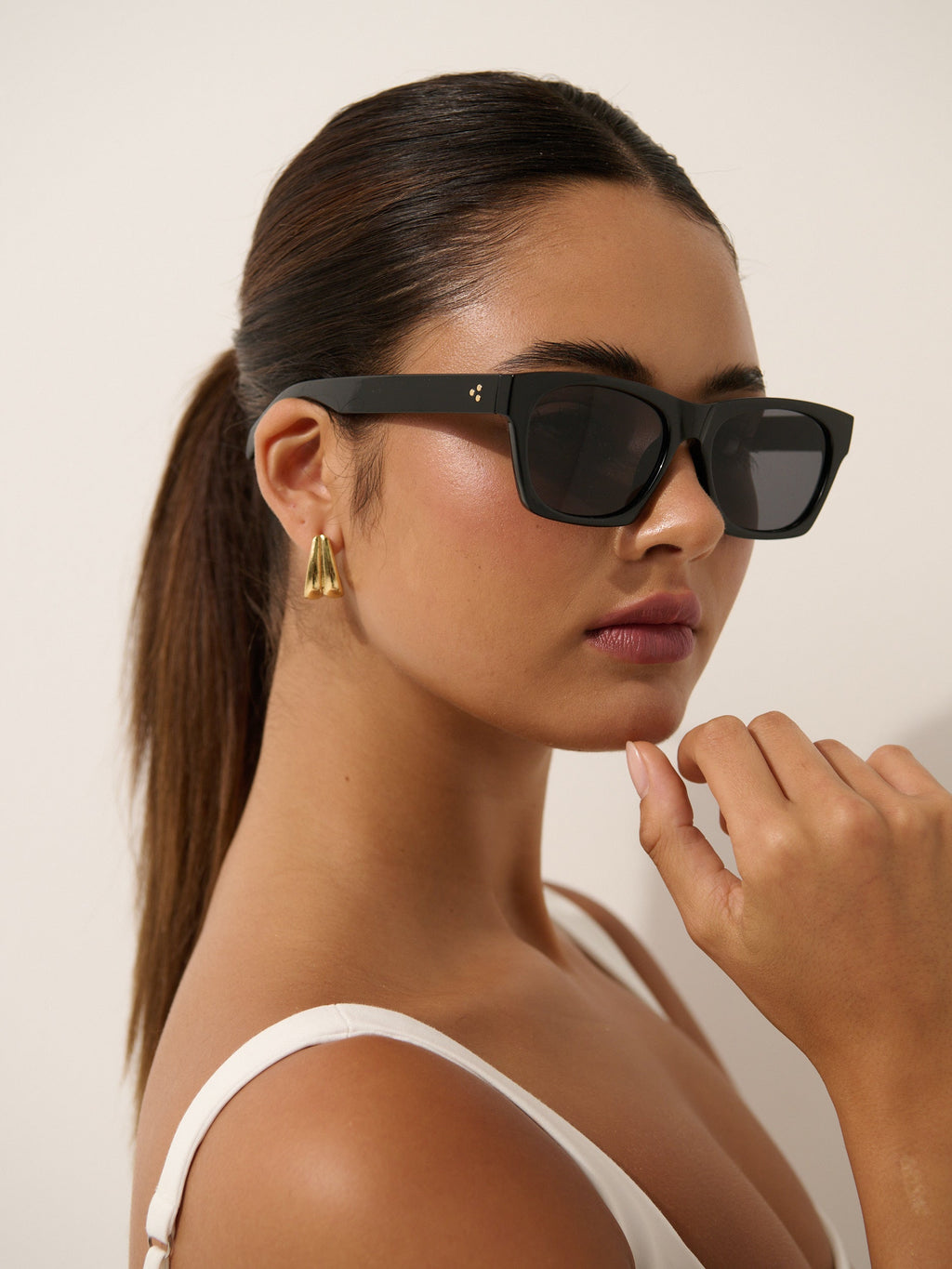 Ria Basic Square Sunglasses - Black