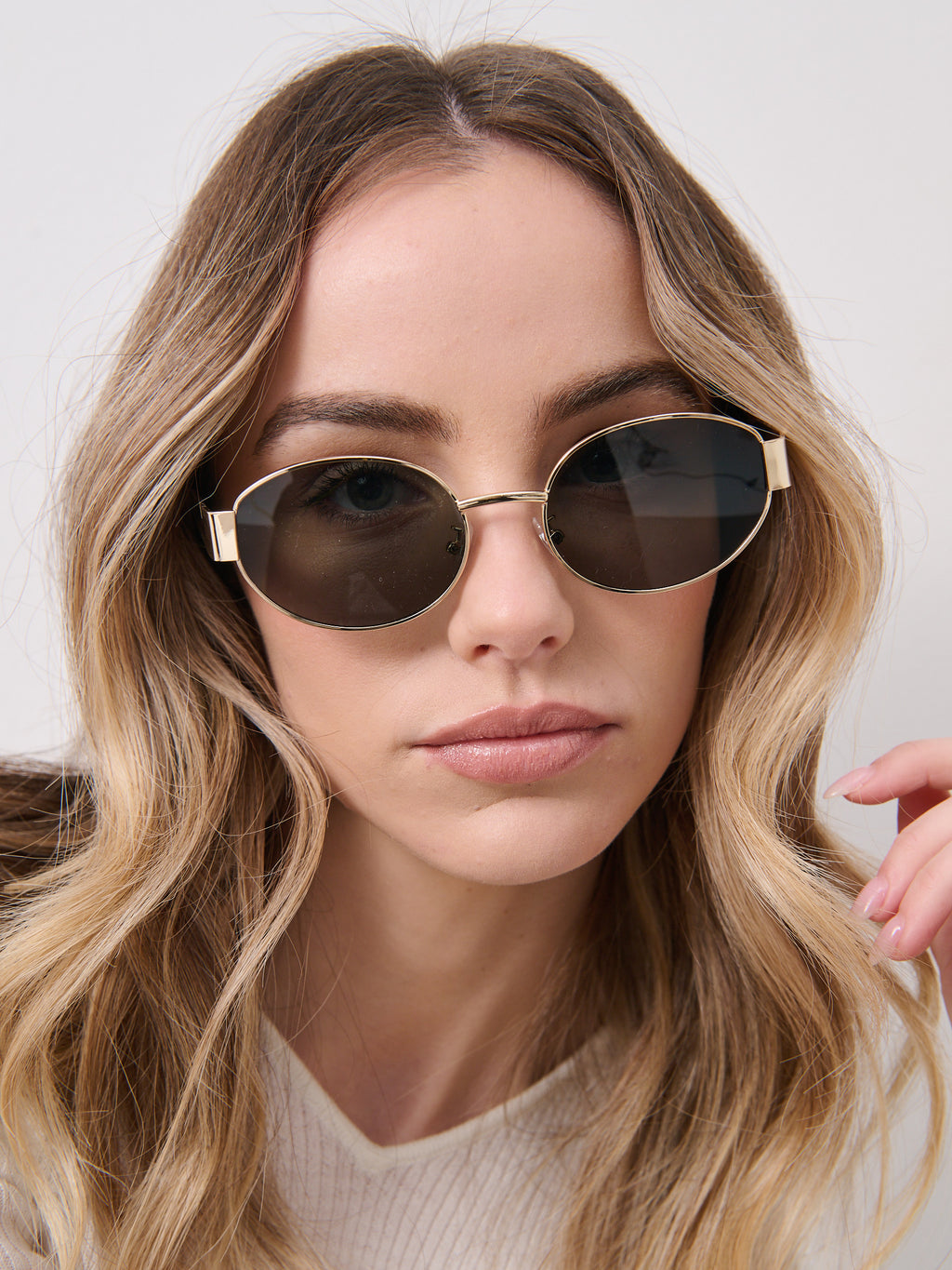 Round Gold Metal Oval Sunglasses - Black