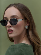 Round Silver Metal Oval Sunglasses - Black