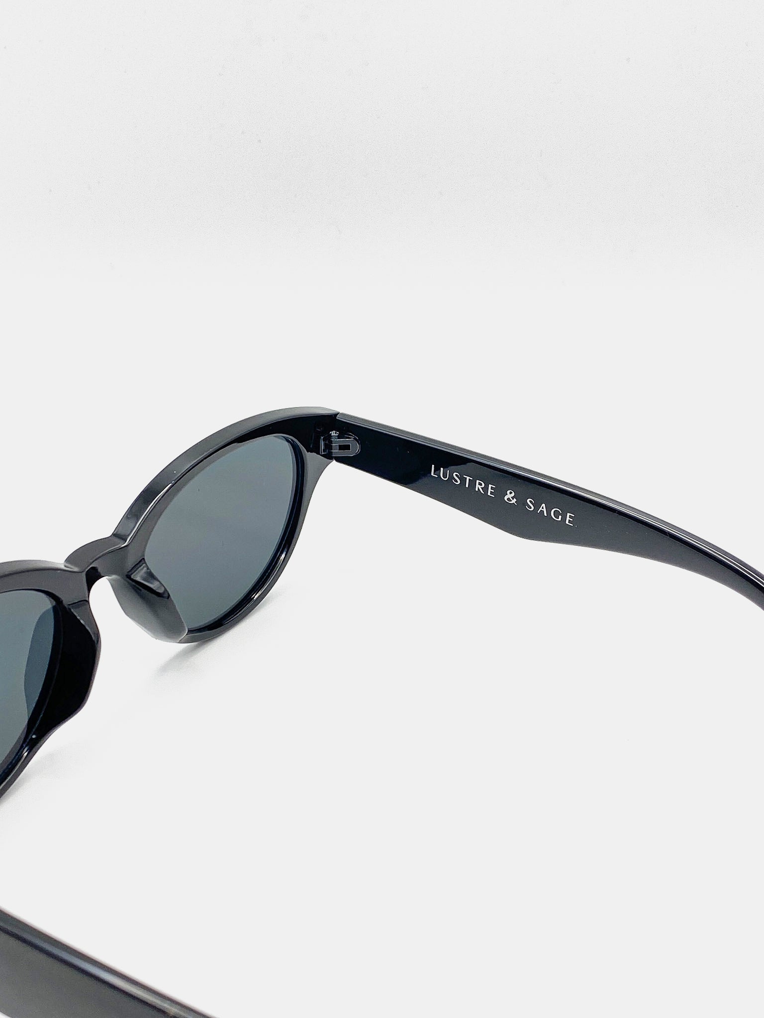 Megan Oval Frame Sunglasses - Black