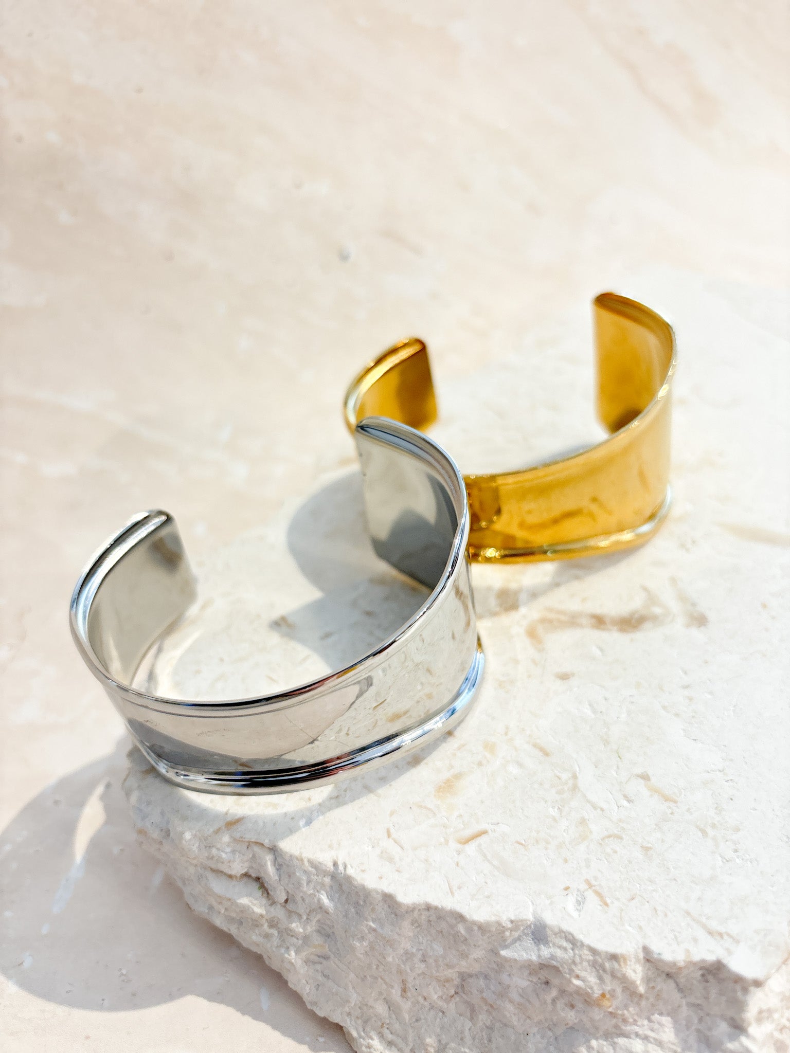 Metal Cuff Bracelet - Silver