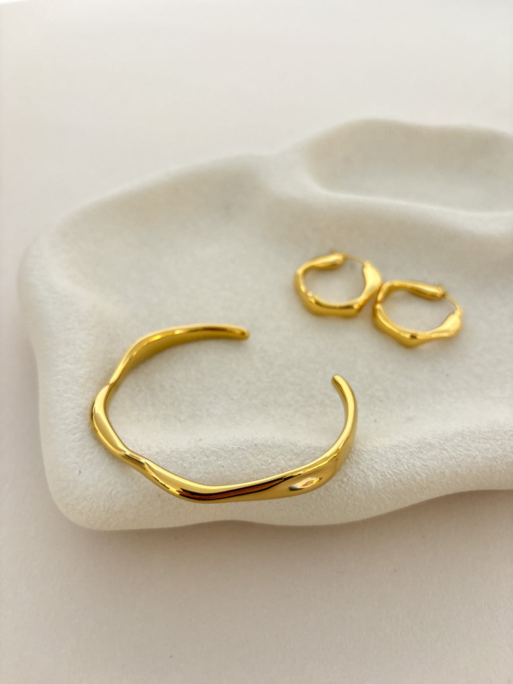 May Skinny Metal Cuff Bracelet