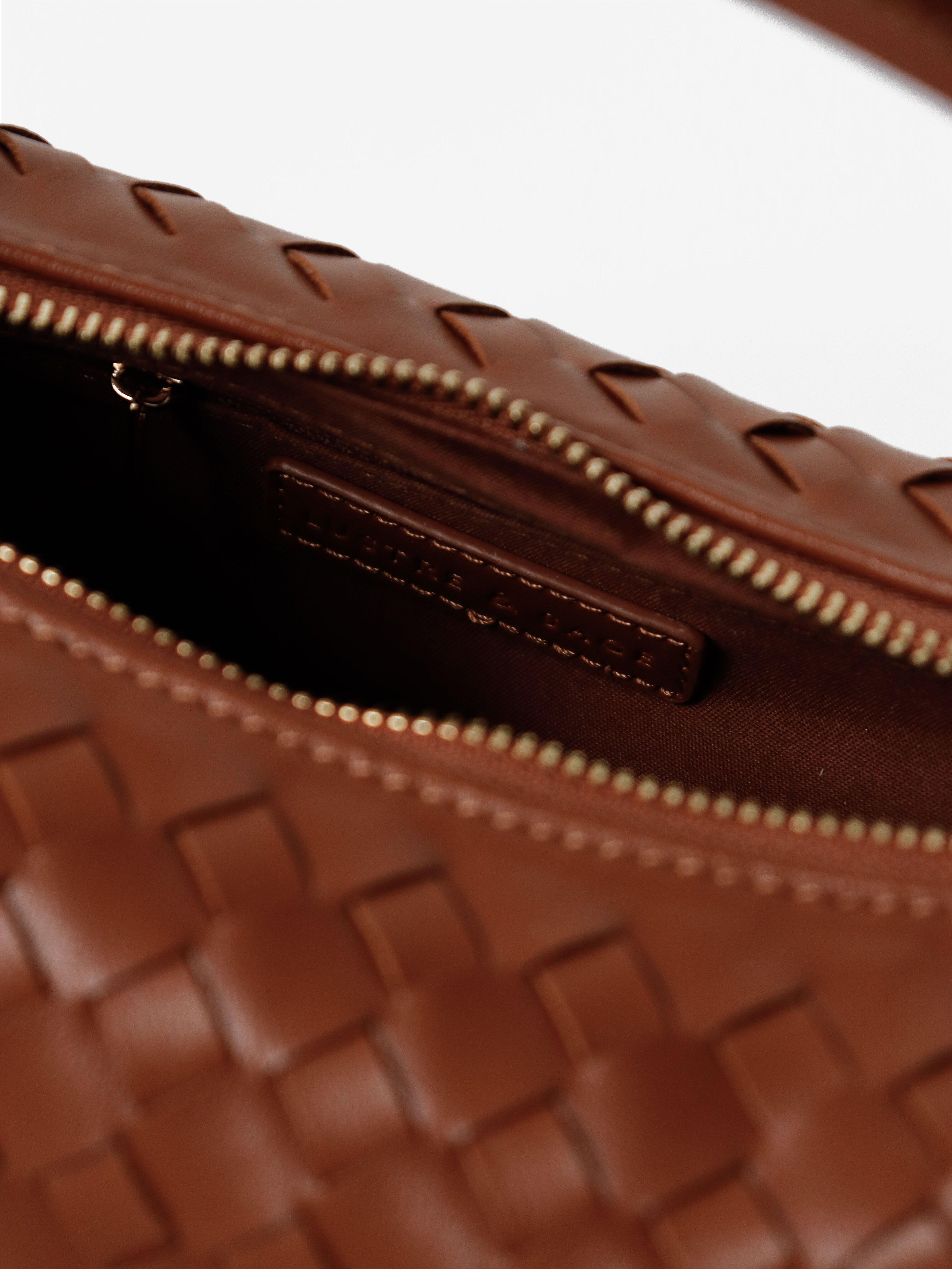 Cleo Woven Handbag - Tan