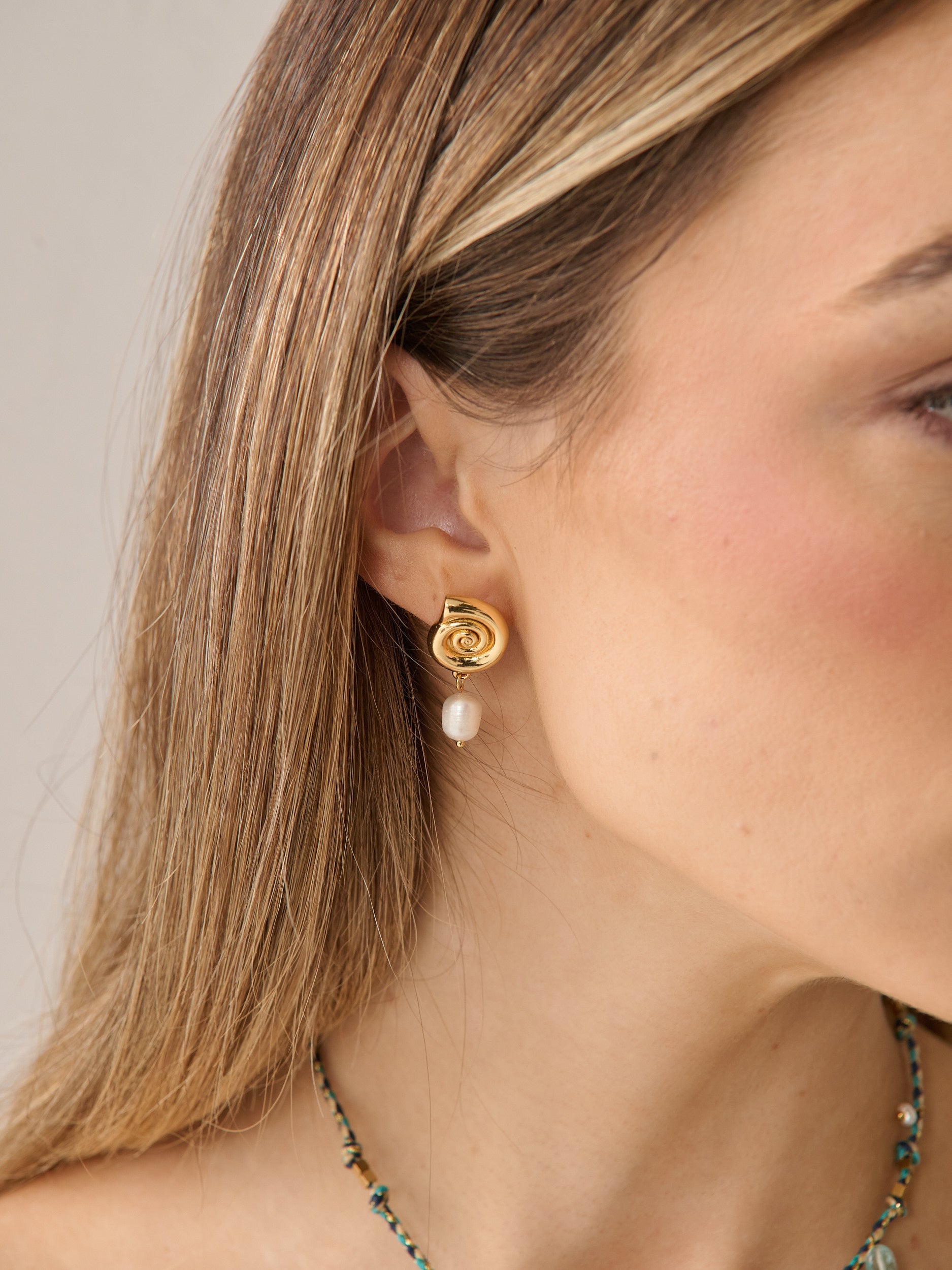 Sol Pearl Drop Earrings - 18K Gold Plated