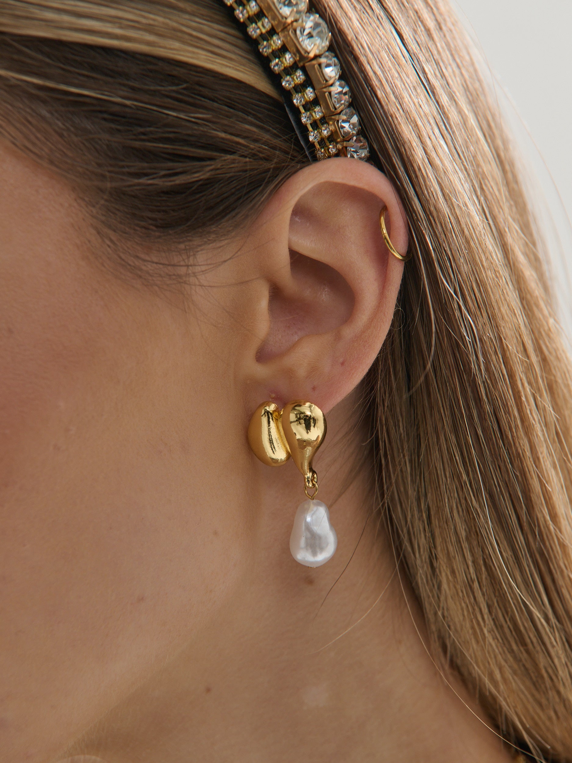 Liora Pearl Earrings - 18K Gold Plated