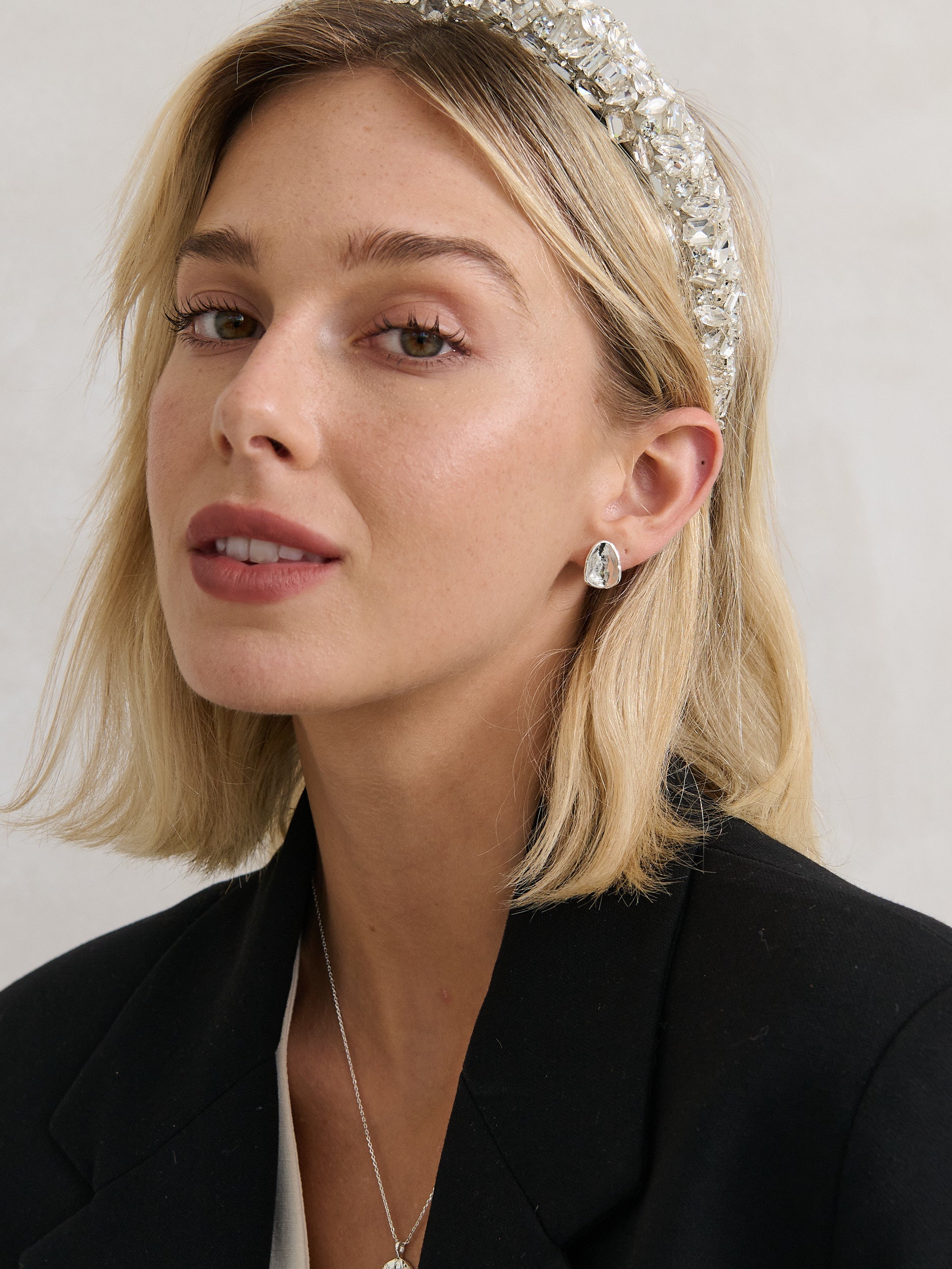 Jennifer Cubic Statement Headband in Silver