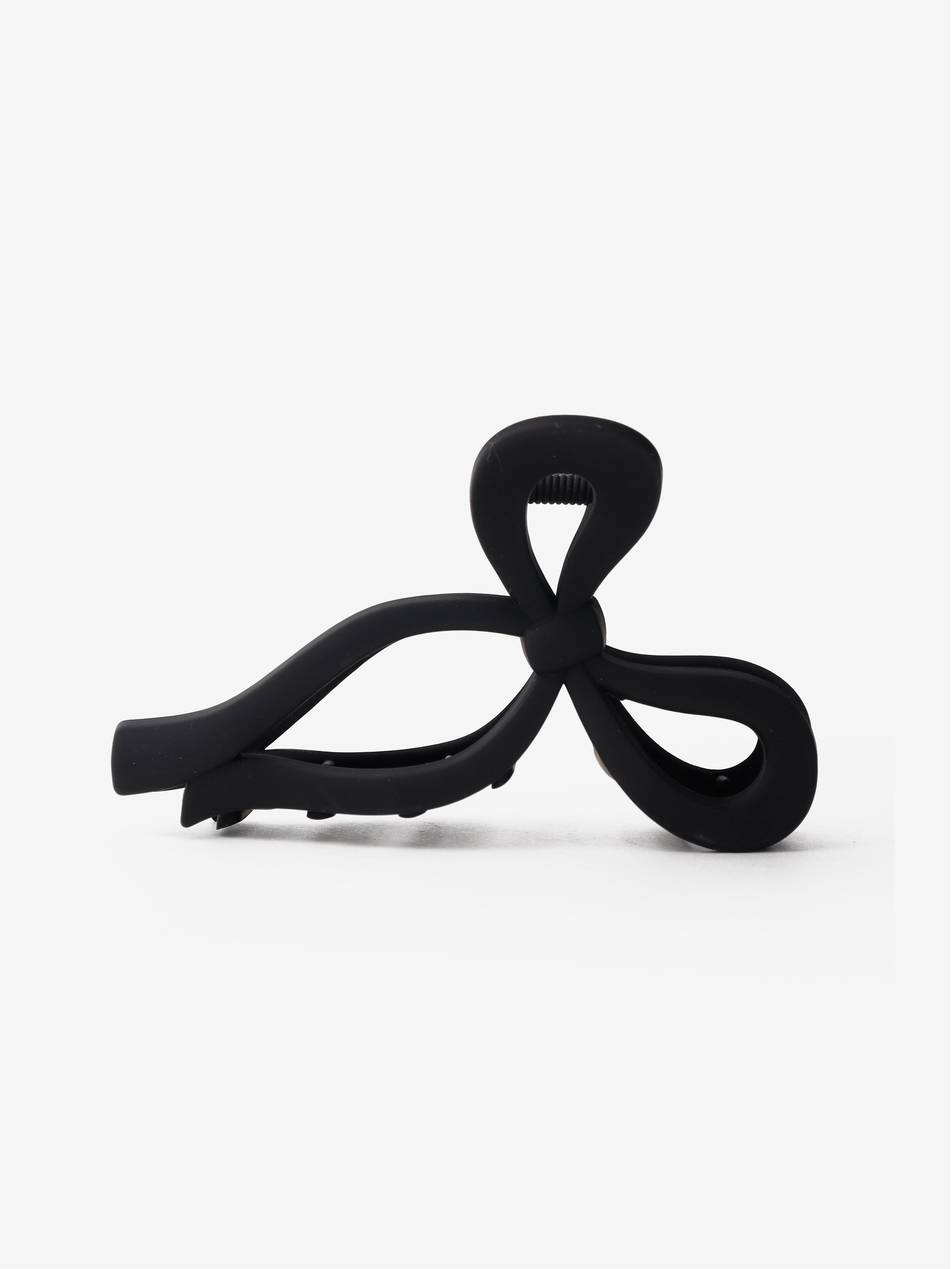 Romy Matte Bow Claw Clips