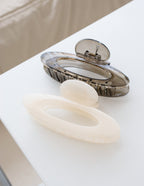 Rue Oval Hair Claw Clip - Brown