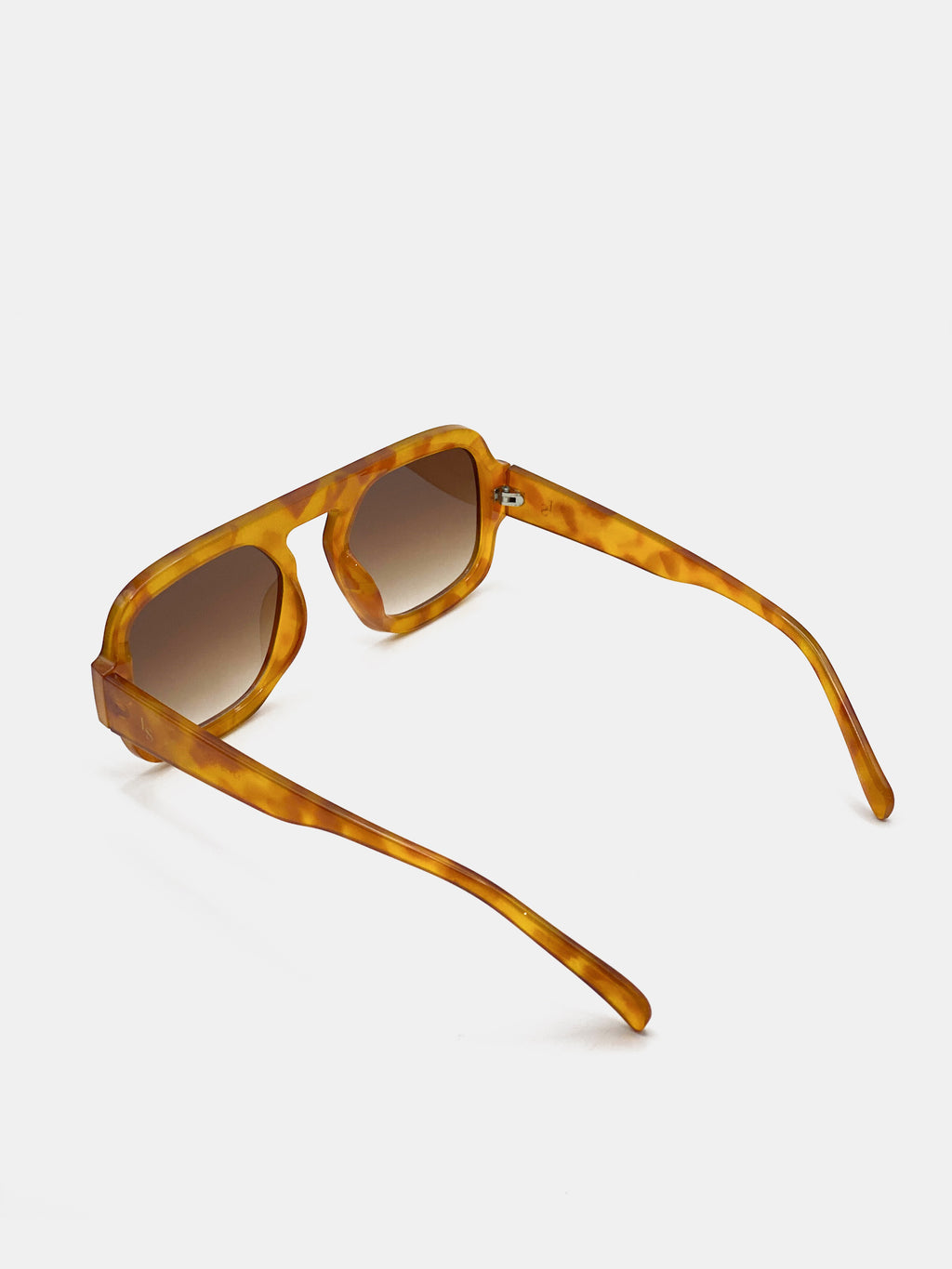 Retro Aviator Sunglasses - Vintage Tort