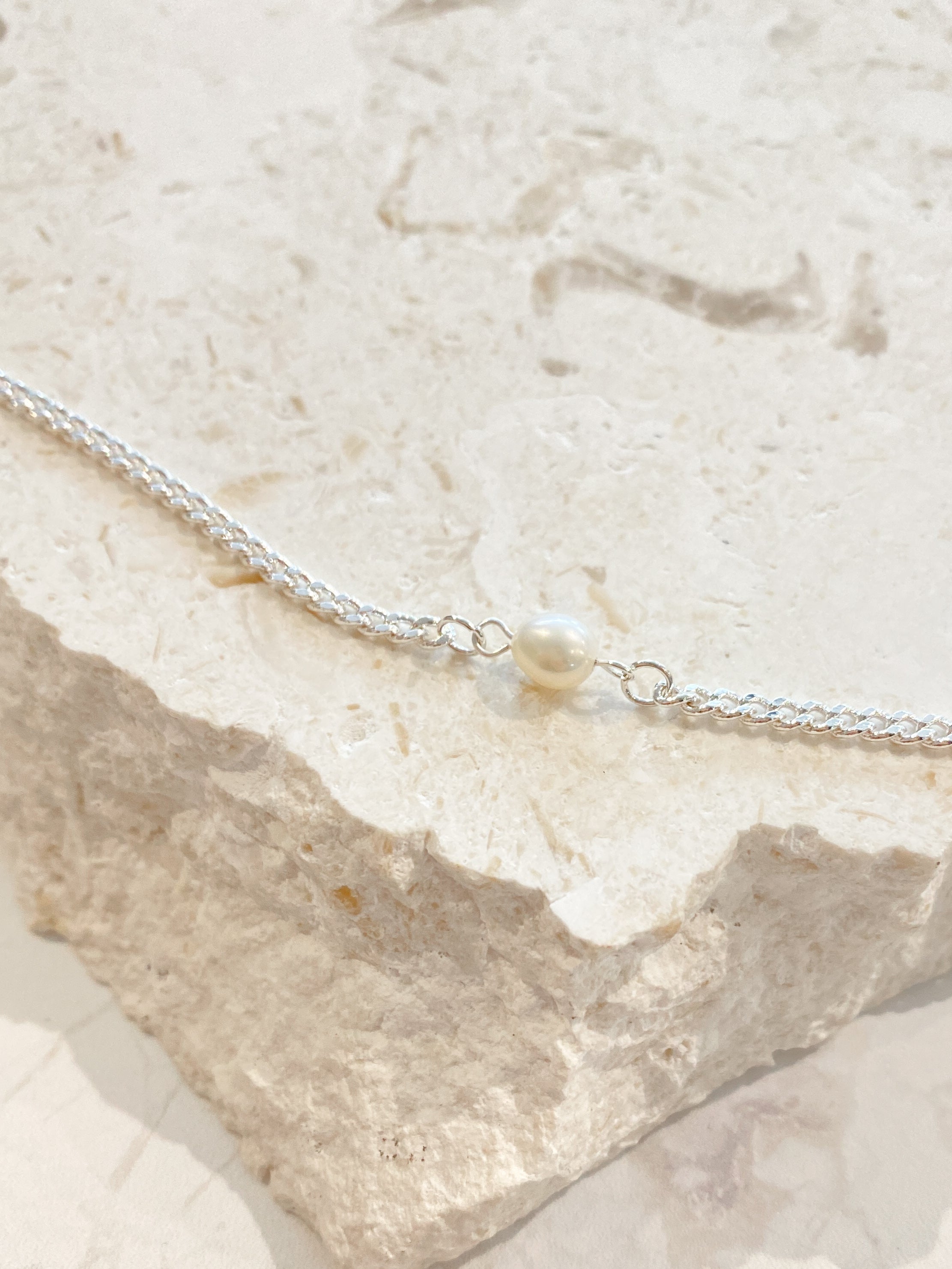Rhoda Pearl Bracelet - Sterling Silver Plated