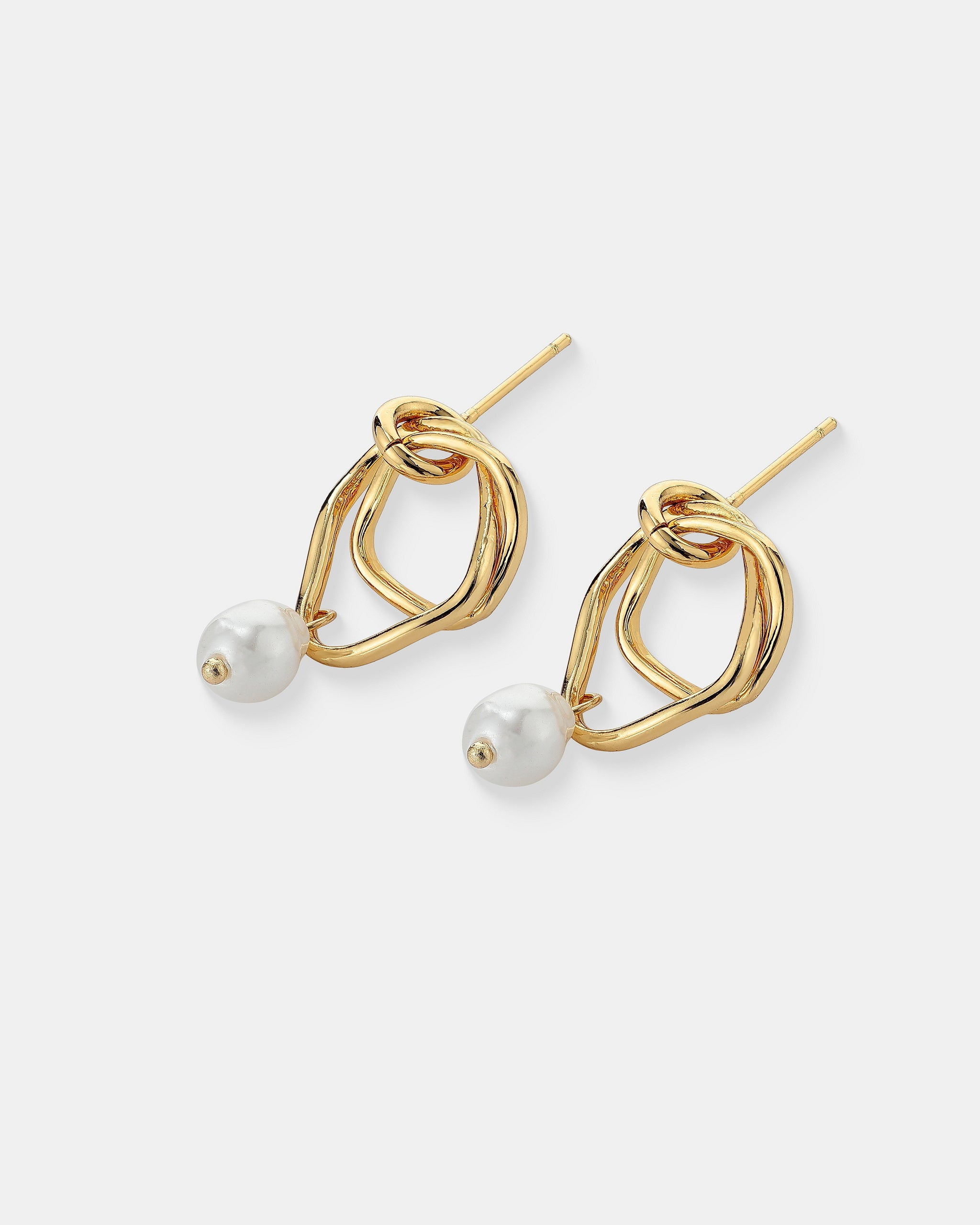 Dionne 18K Gold Plated Pearl Earrings