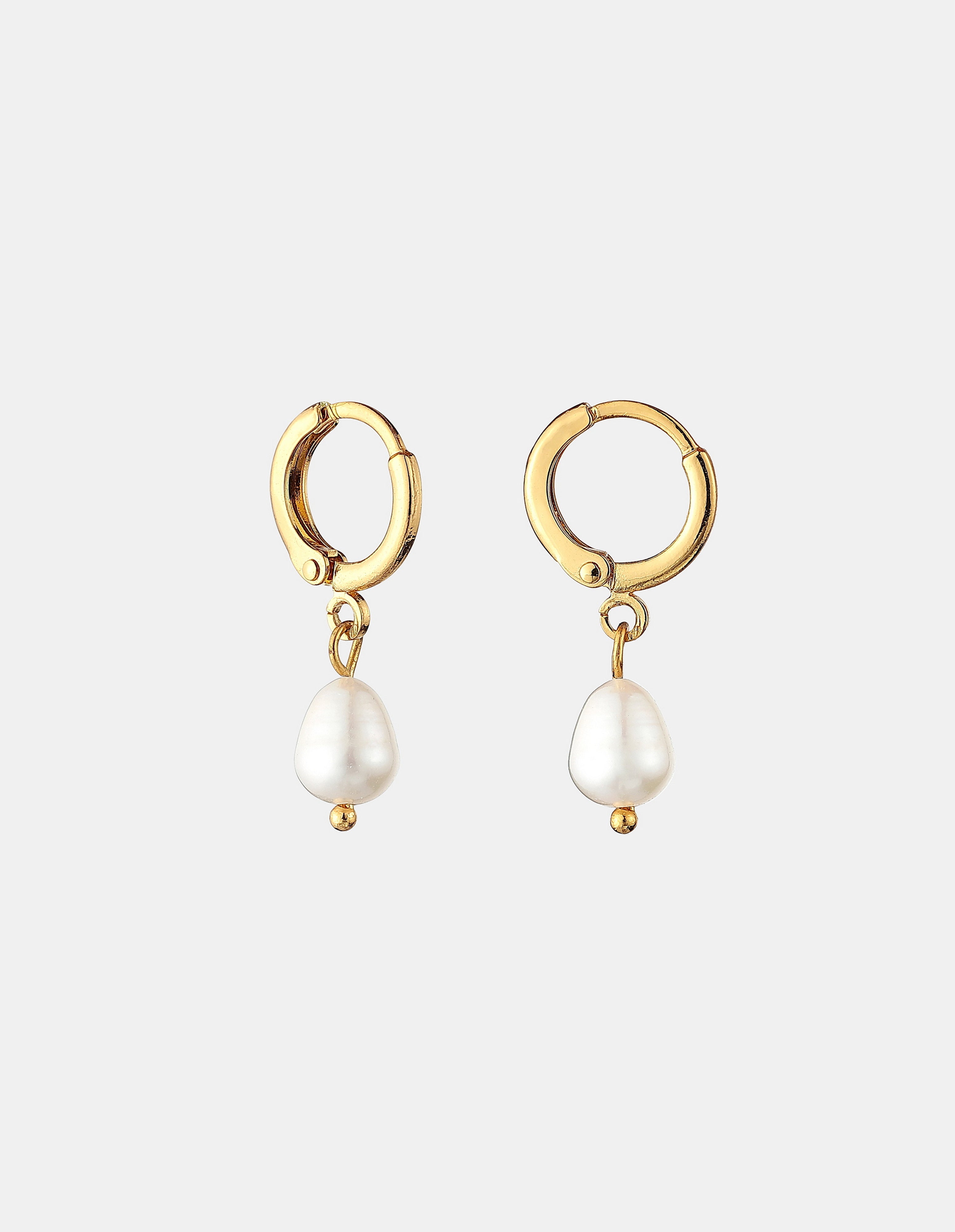 Daphne 18K Gold Plated Pearl Earrings