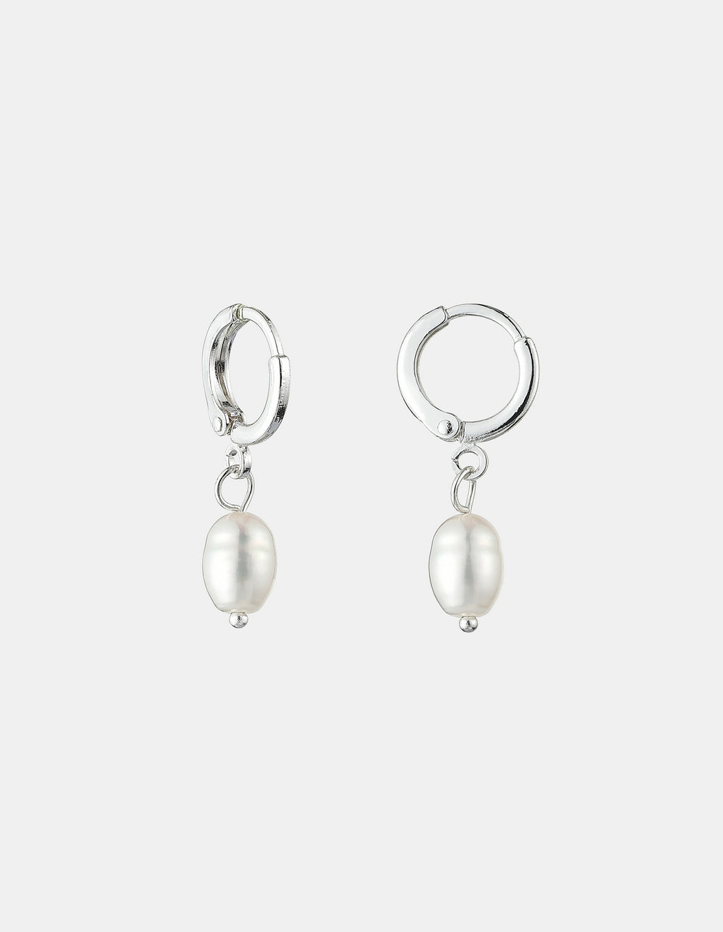 Daphne Silver Plated Pearl Earrings