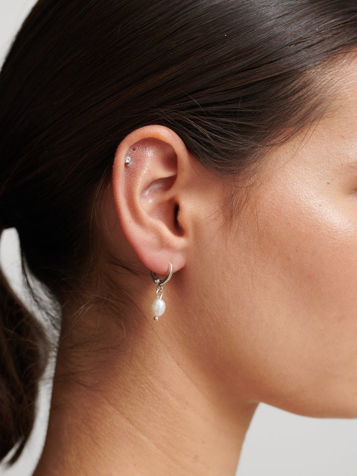 Daphne Silver Plated Pearl Earrings