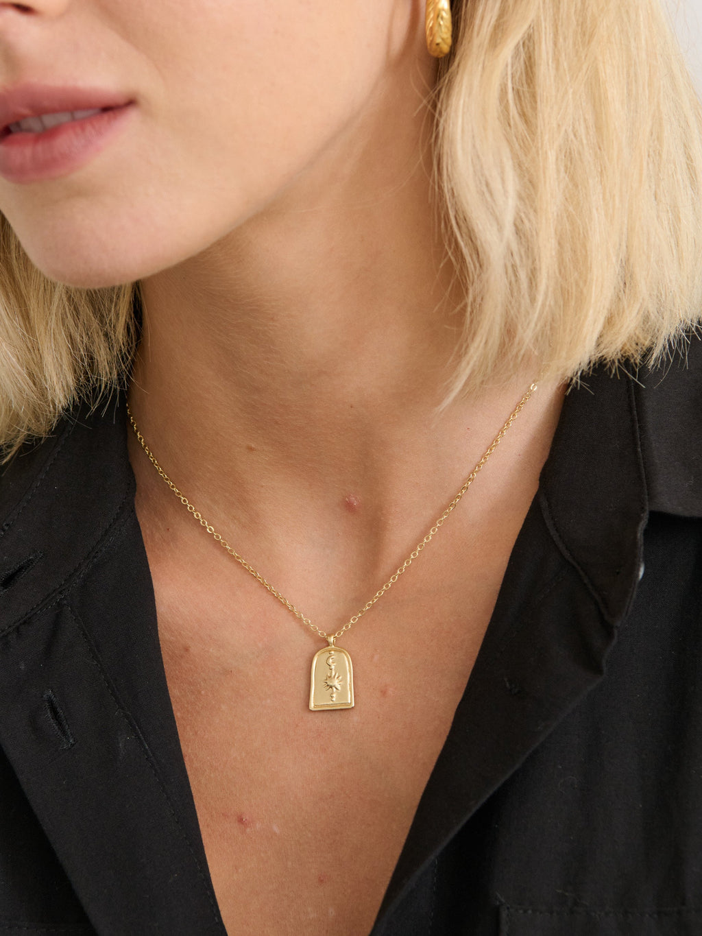 Sun Charm Matte Necklace - 18K Gold Plated