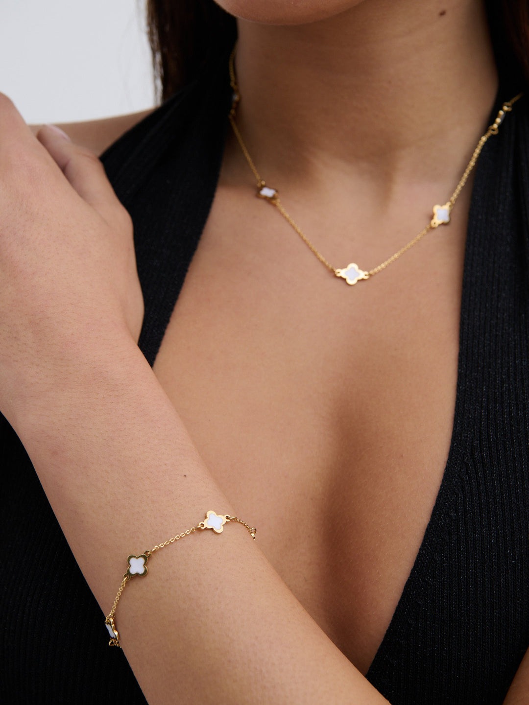 Clover 18K Gold Plated Bracelet in White