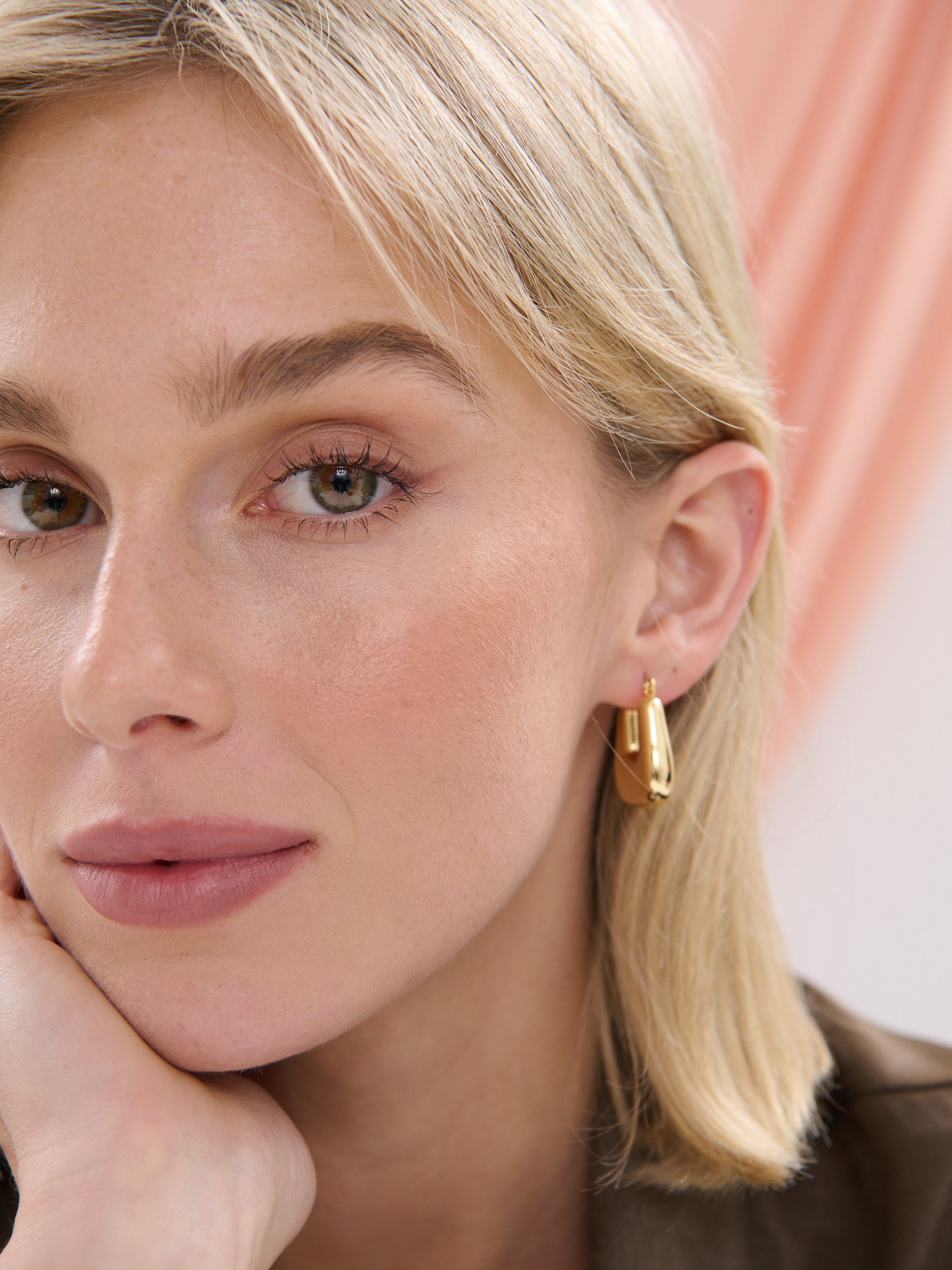 Square Crush Earrings - 18K Gold Plated