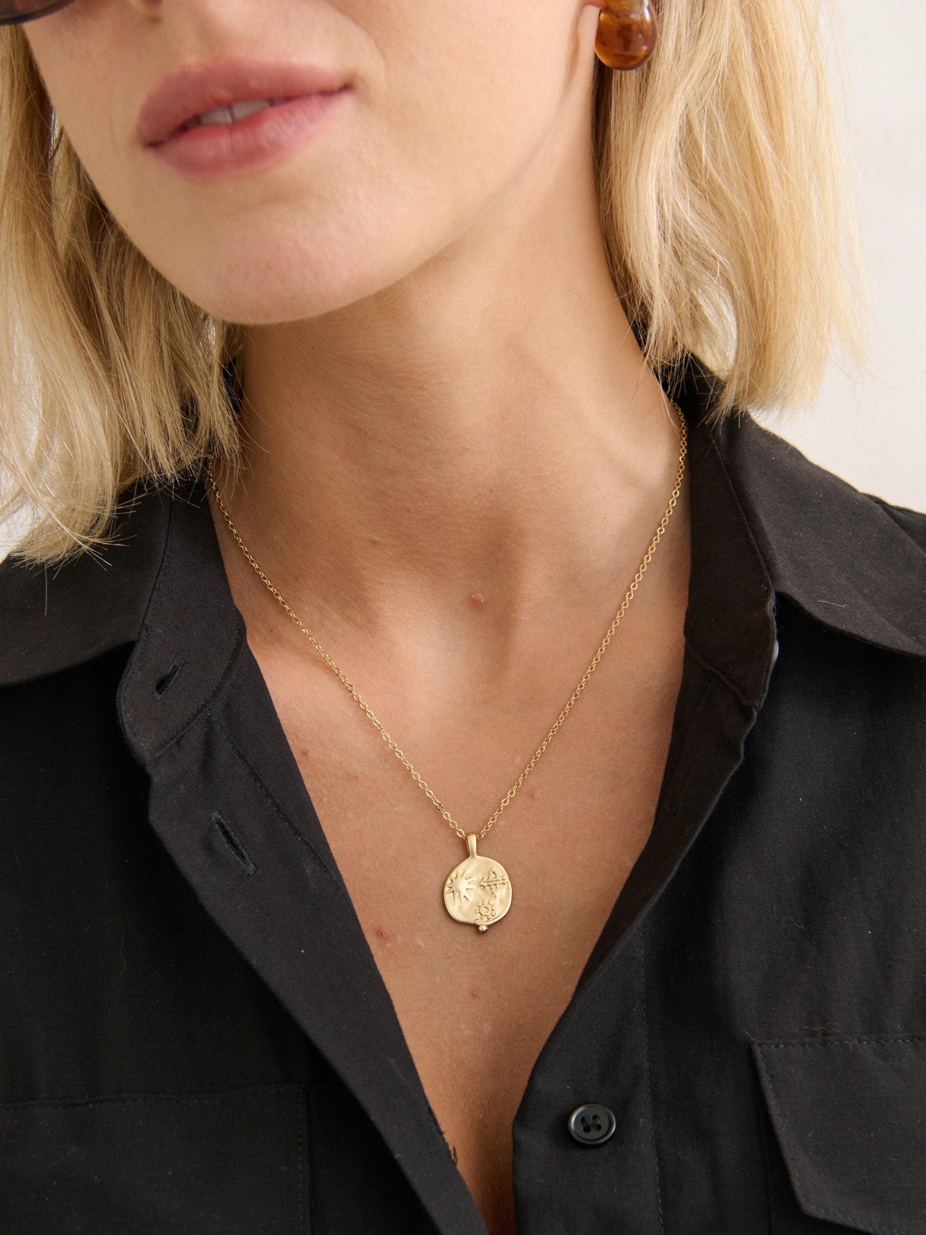 Ocean Coin Charm Necklace - Matte 18K Gold Plated