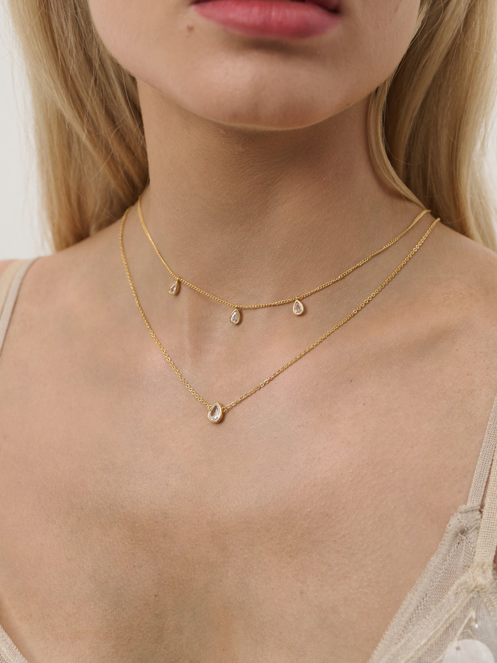 Diamanté Teardrop Necklace - 18K Gold Plated