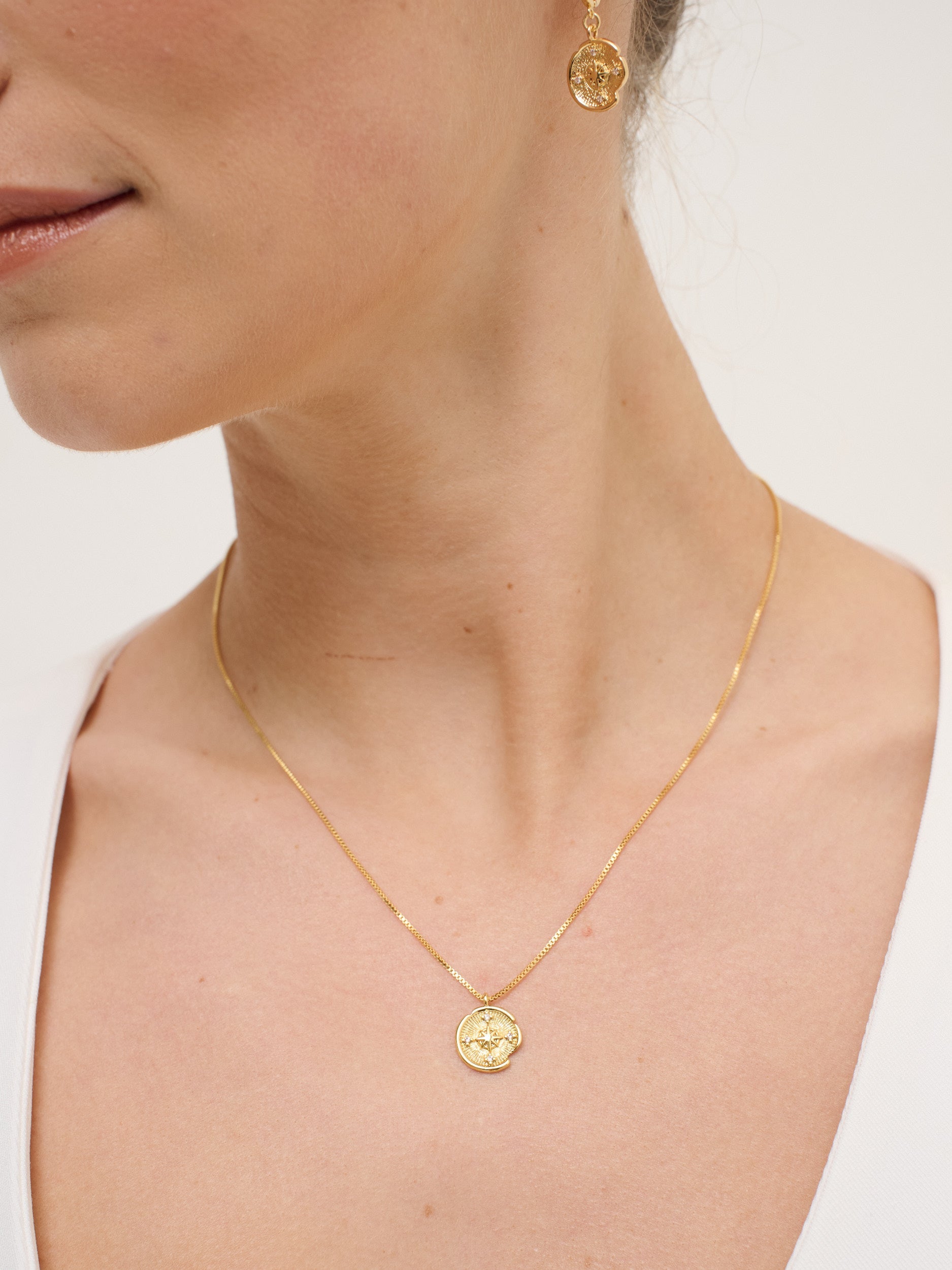 Eclipse Pendant Necklace - 18K Gold Plated