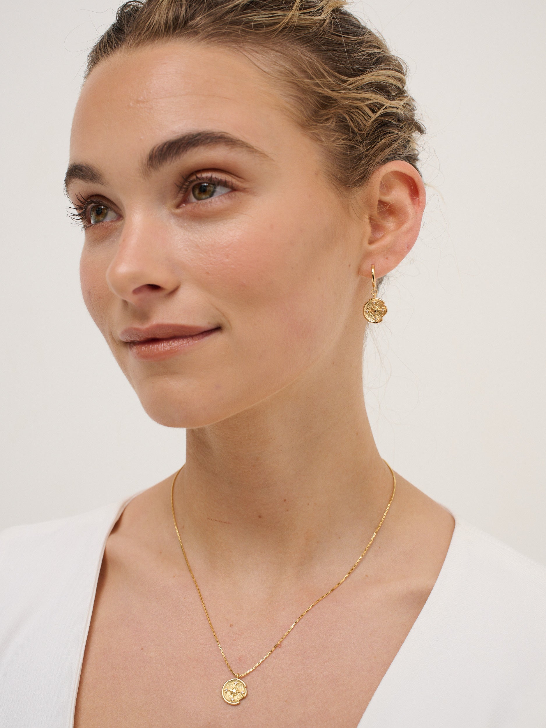 Eclipse Pendant Necklace - 18K Gold Plated