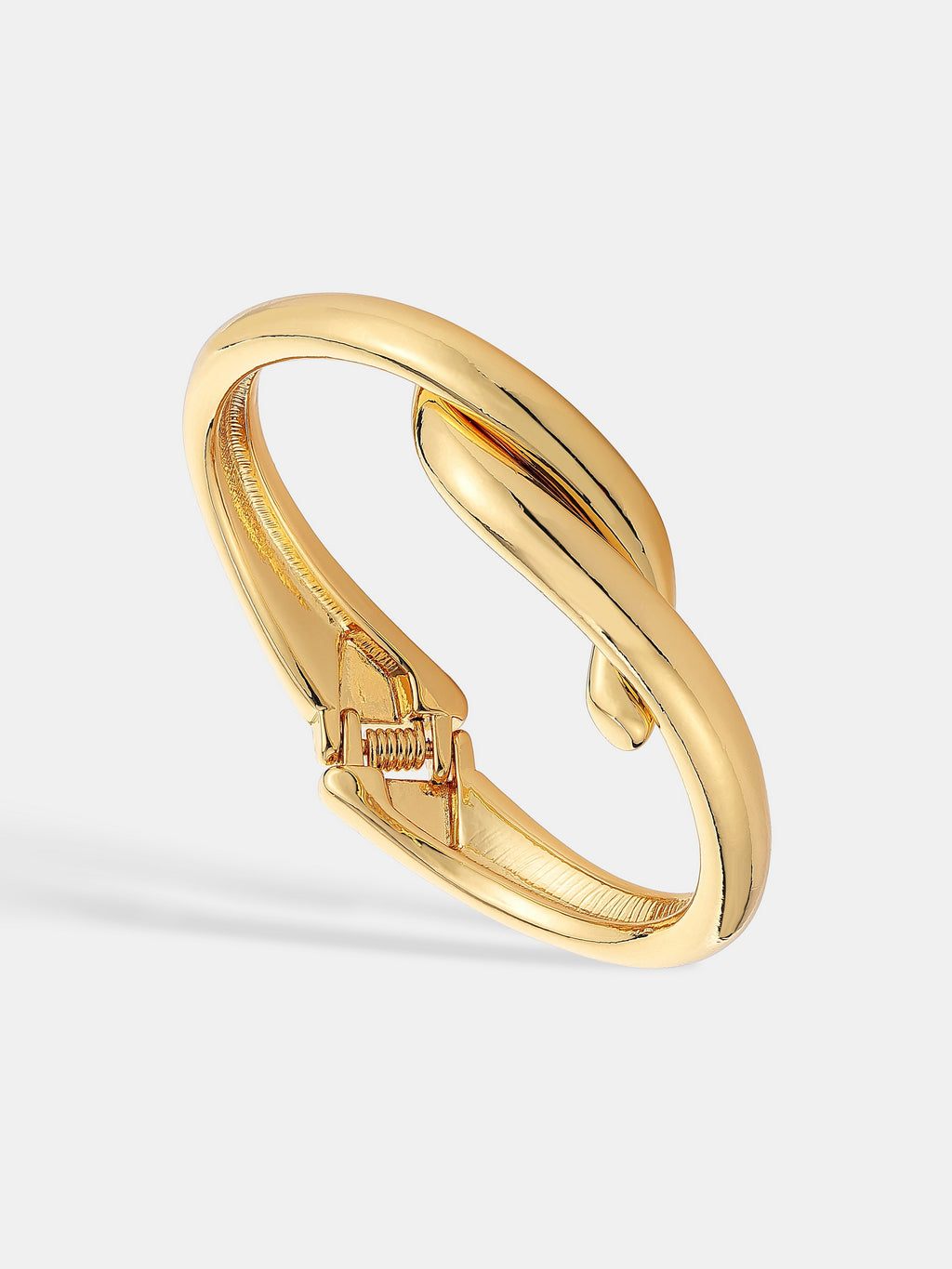 Mia Interlock Twist Bangle - 18K Gold Plated