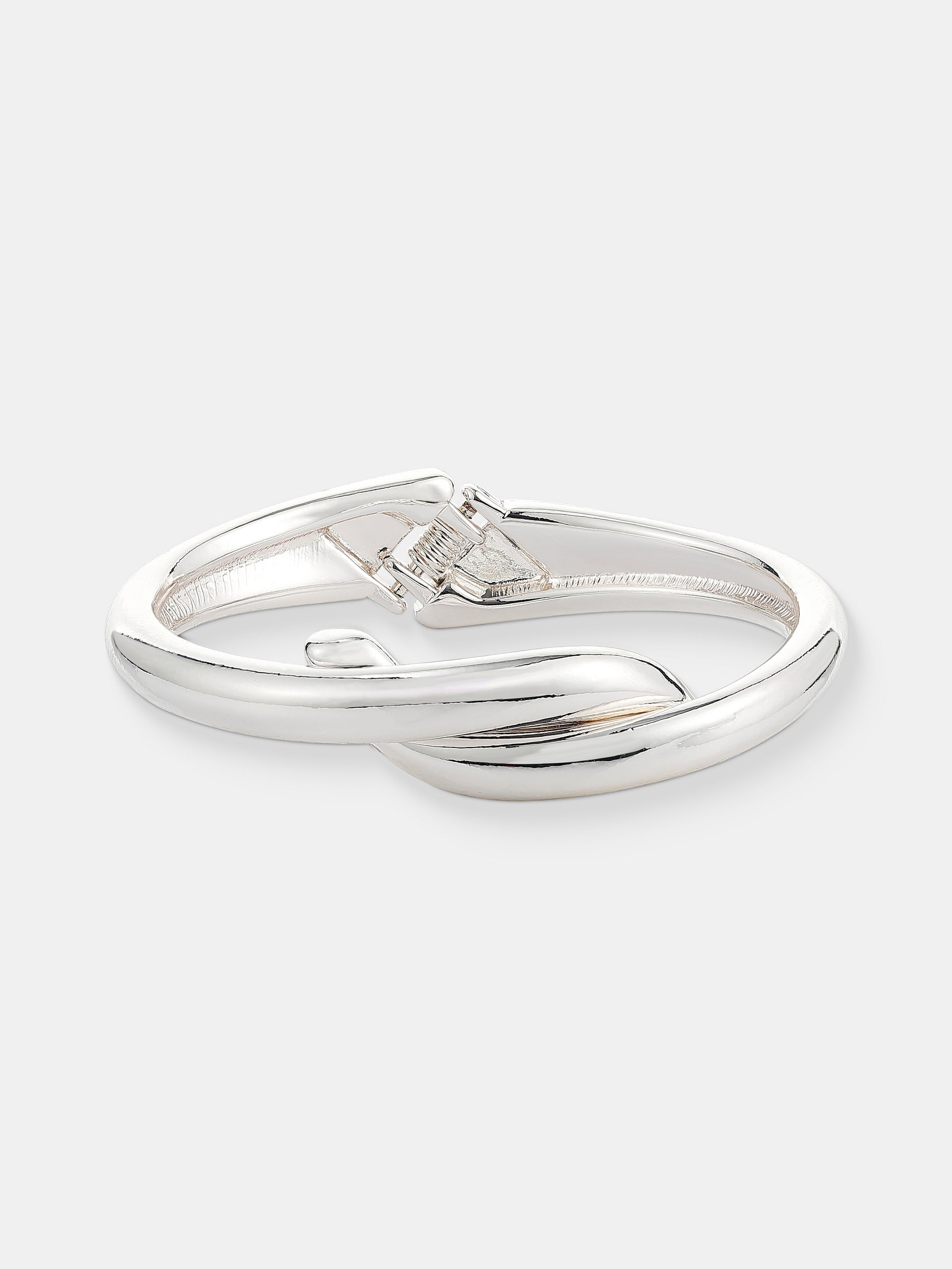 Mia Interlock Twist Bangle - Sterling Silver Plated