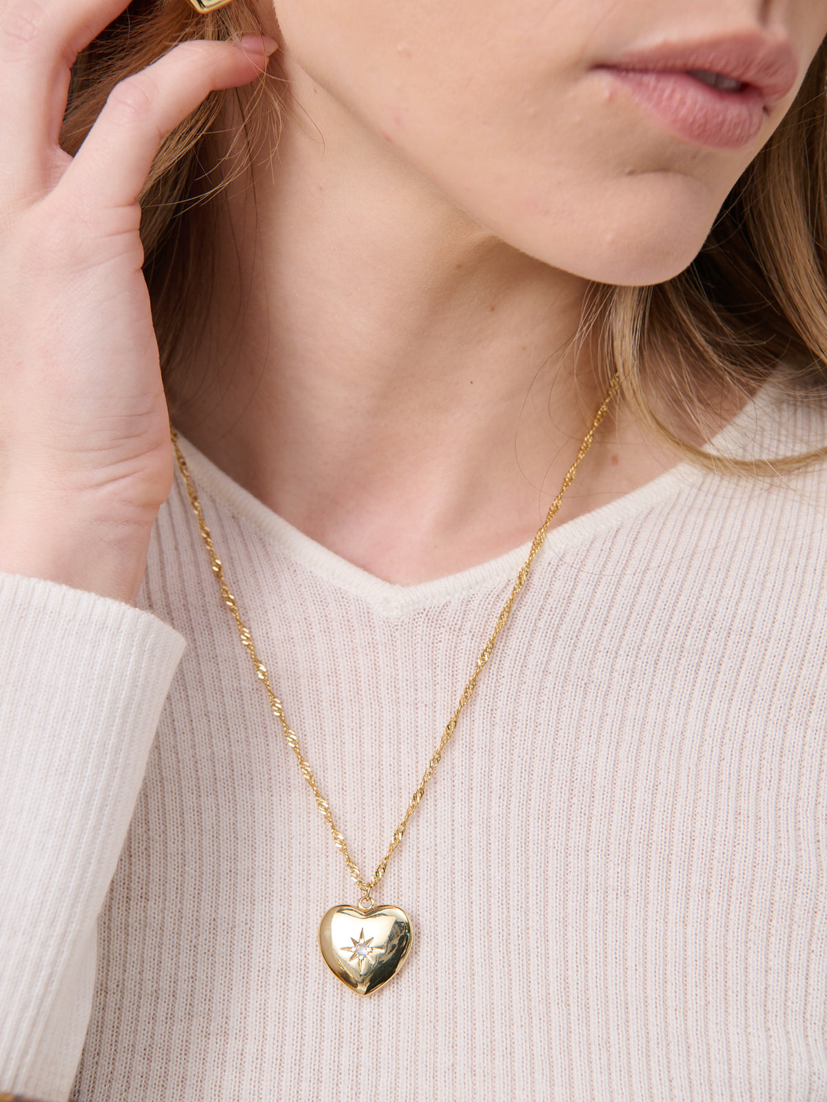 Melody Heart  Necklace - 18K Gold Plated
