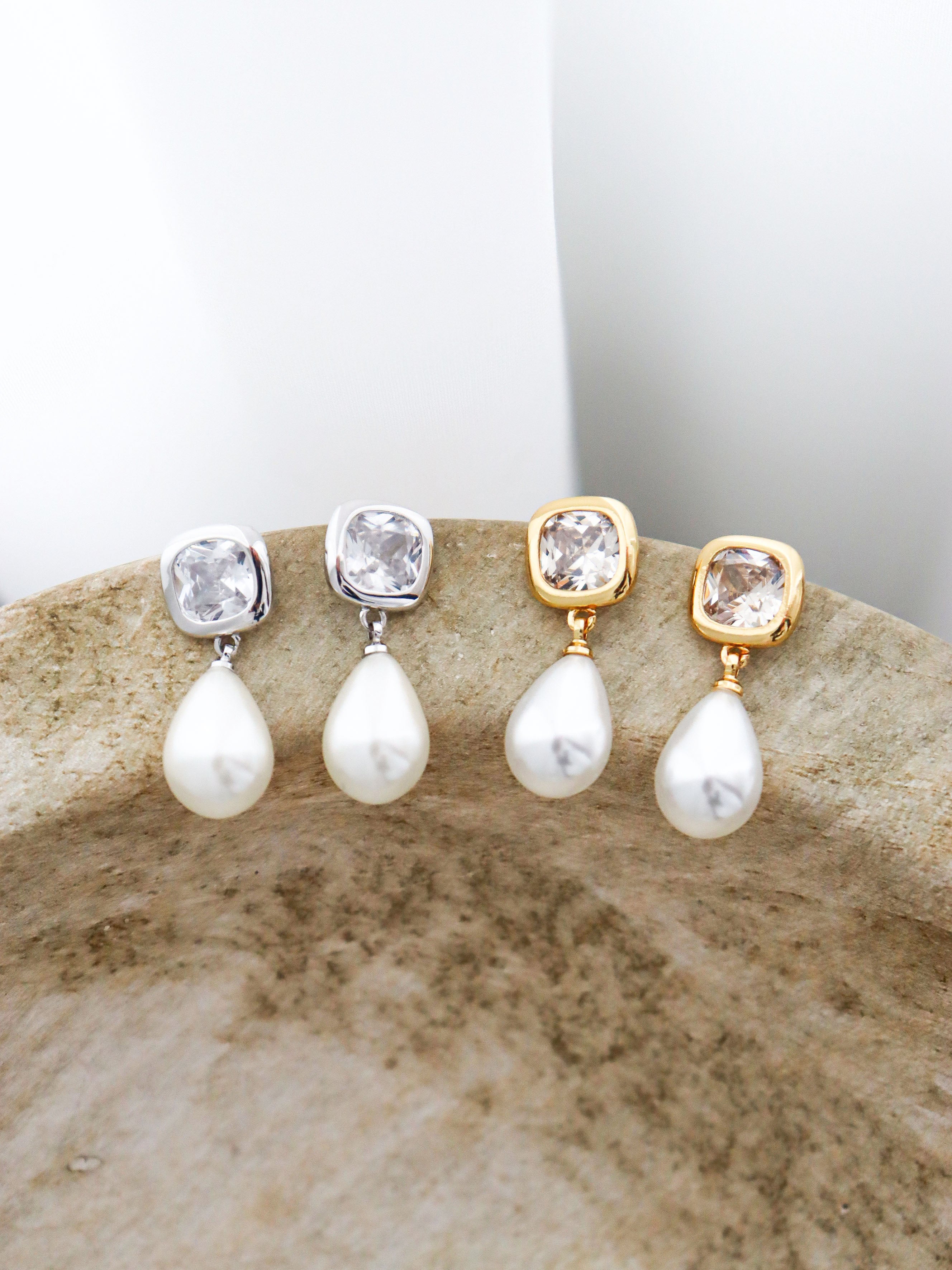 Amélie Bridal Earrings in 18K Gold Plated