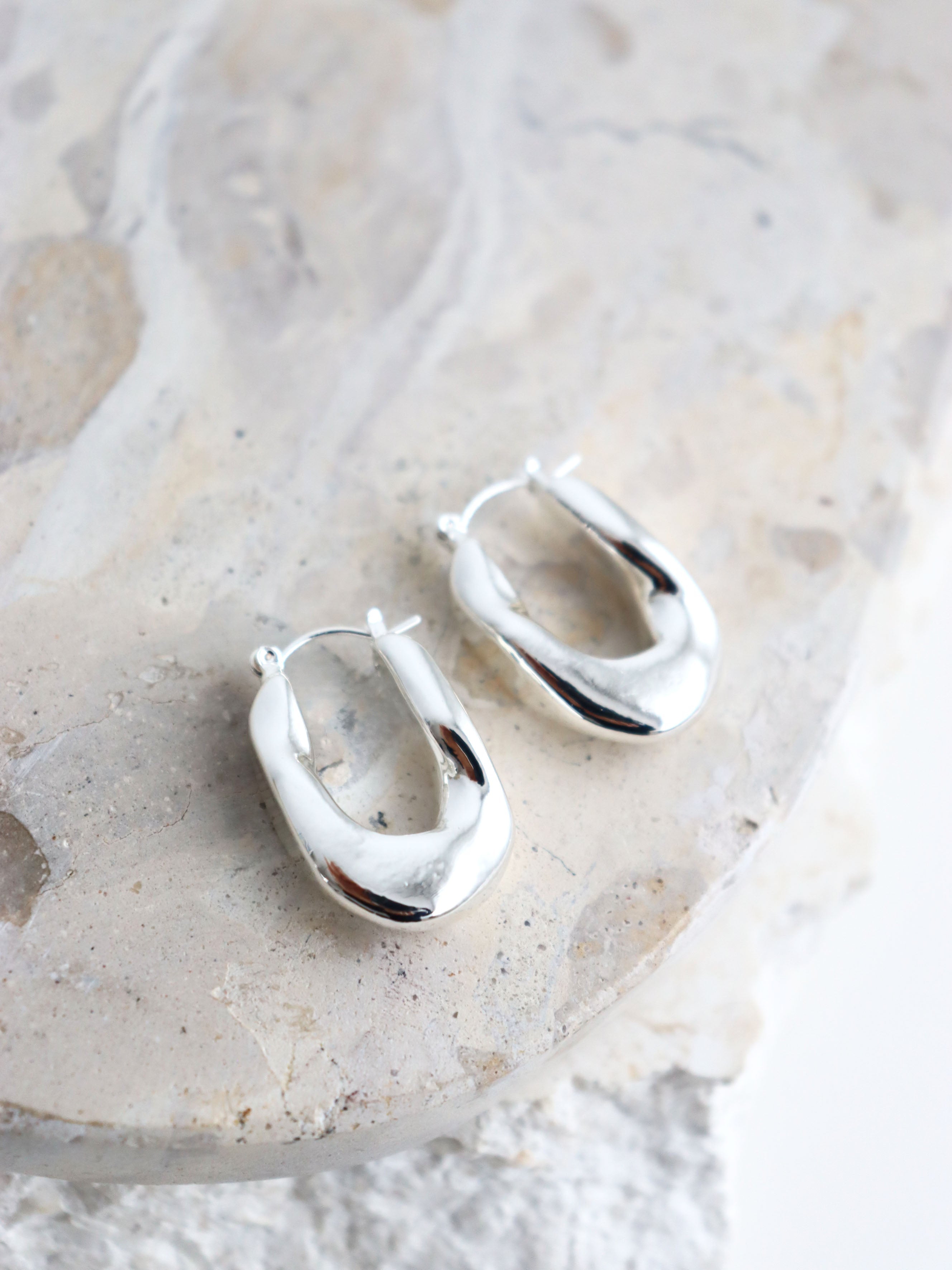 Lea Wavy Earrings in Sterling Silver Plated