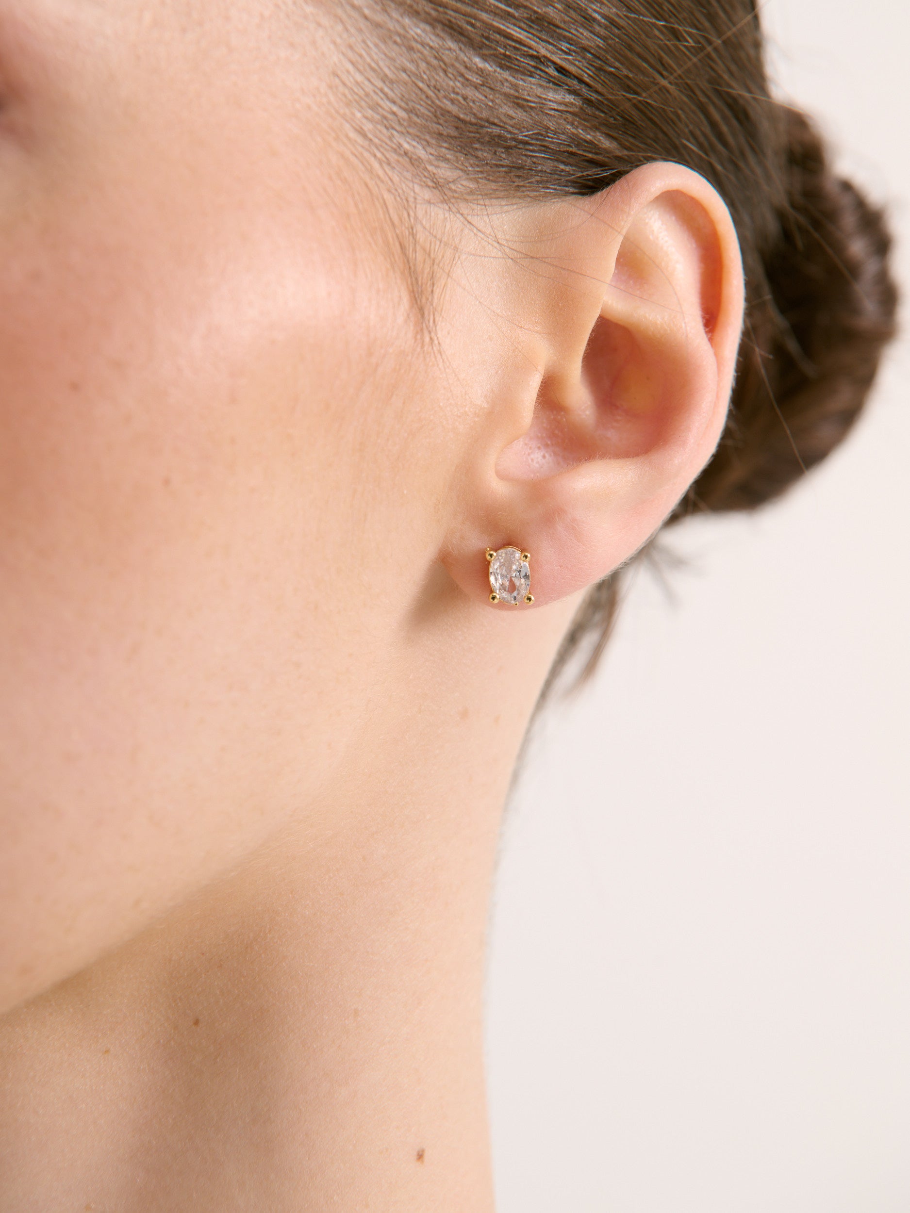 Soleil Oval Crystal Stud Earrings - 18K Gold Plated
