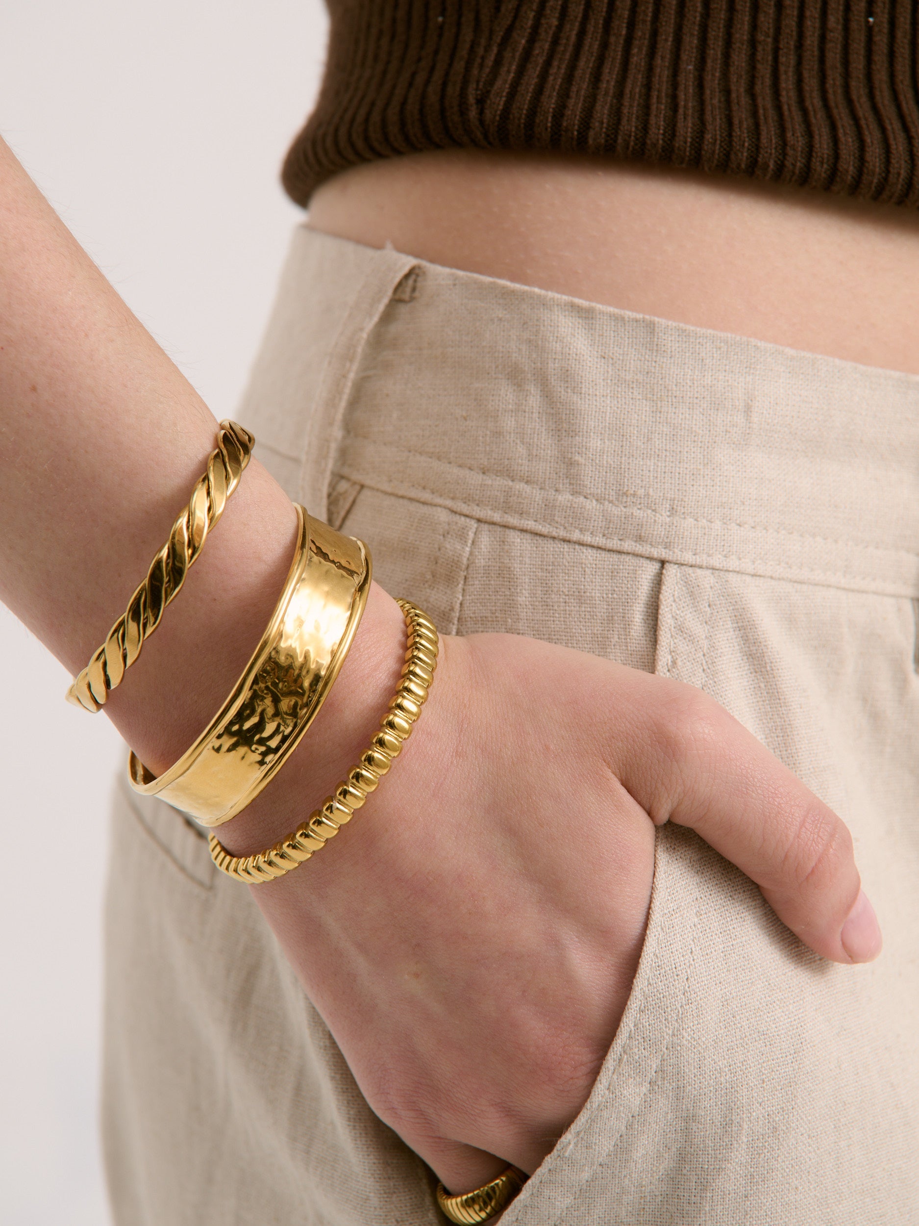 Pebble Cuff Bracelet - 18k Gold Plated