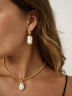 Organic Pearl Pendant Necklace - Gold