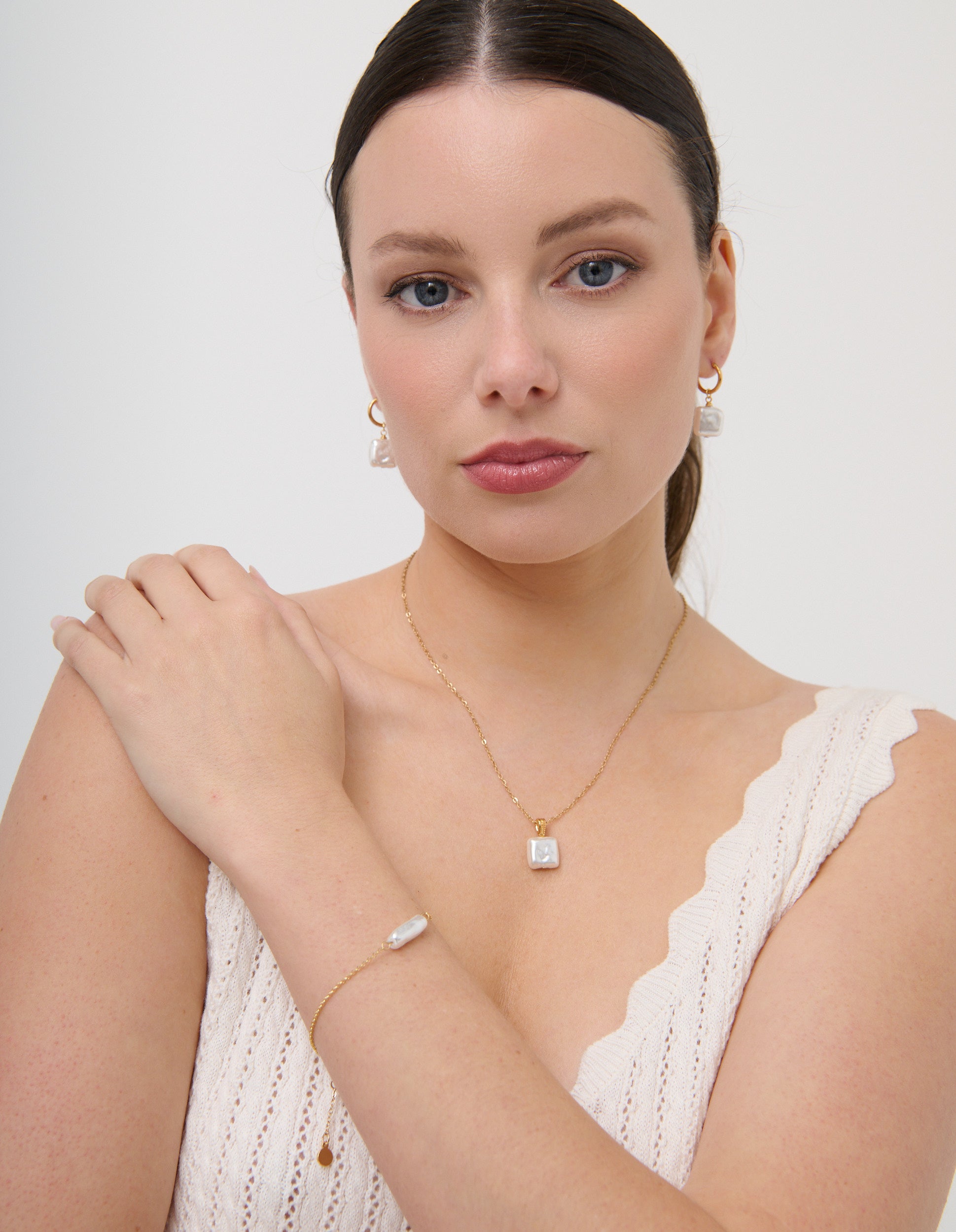 Square Pearl Pendant Necklace - 18k Gold Plated