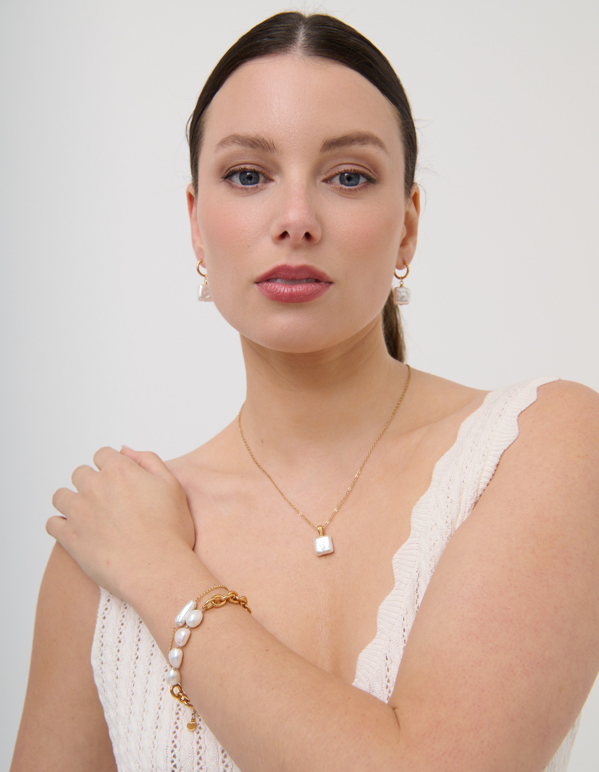 Square Pearl Hoop Earrings - 18k Gold Plated