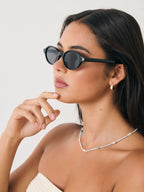 Lexi Oval Sunglasses - Black