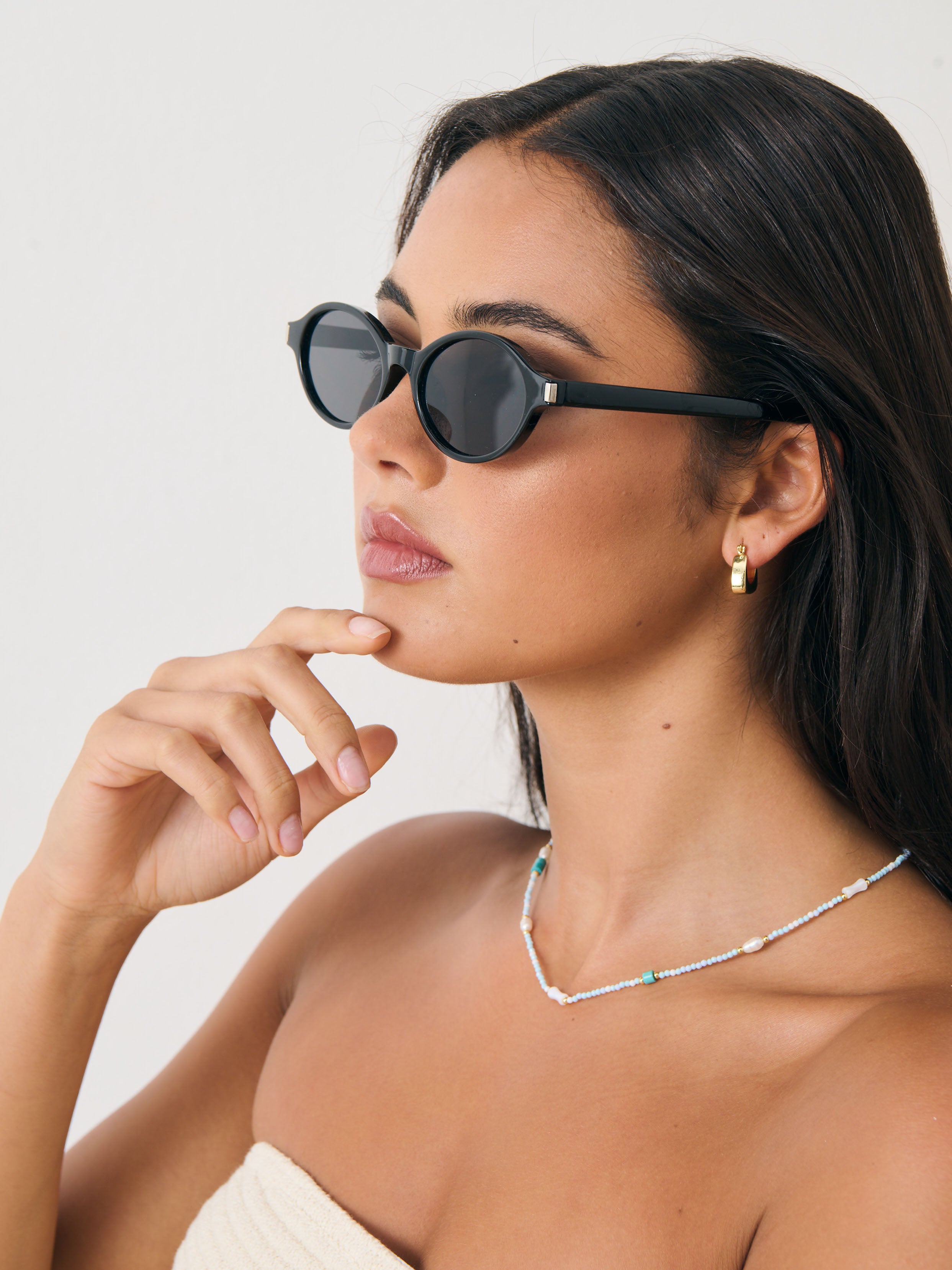 Lexi Oval Sunglasses - Black