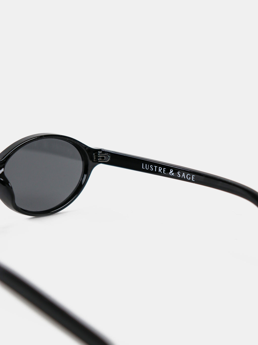 Lexi Oval Sunglasses - Black