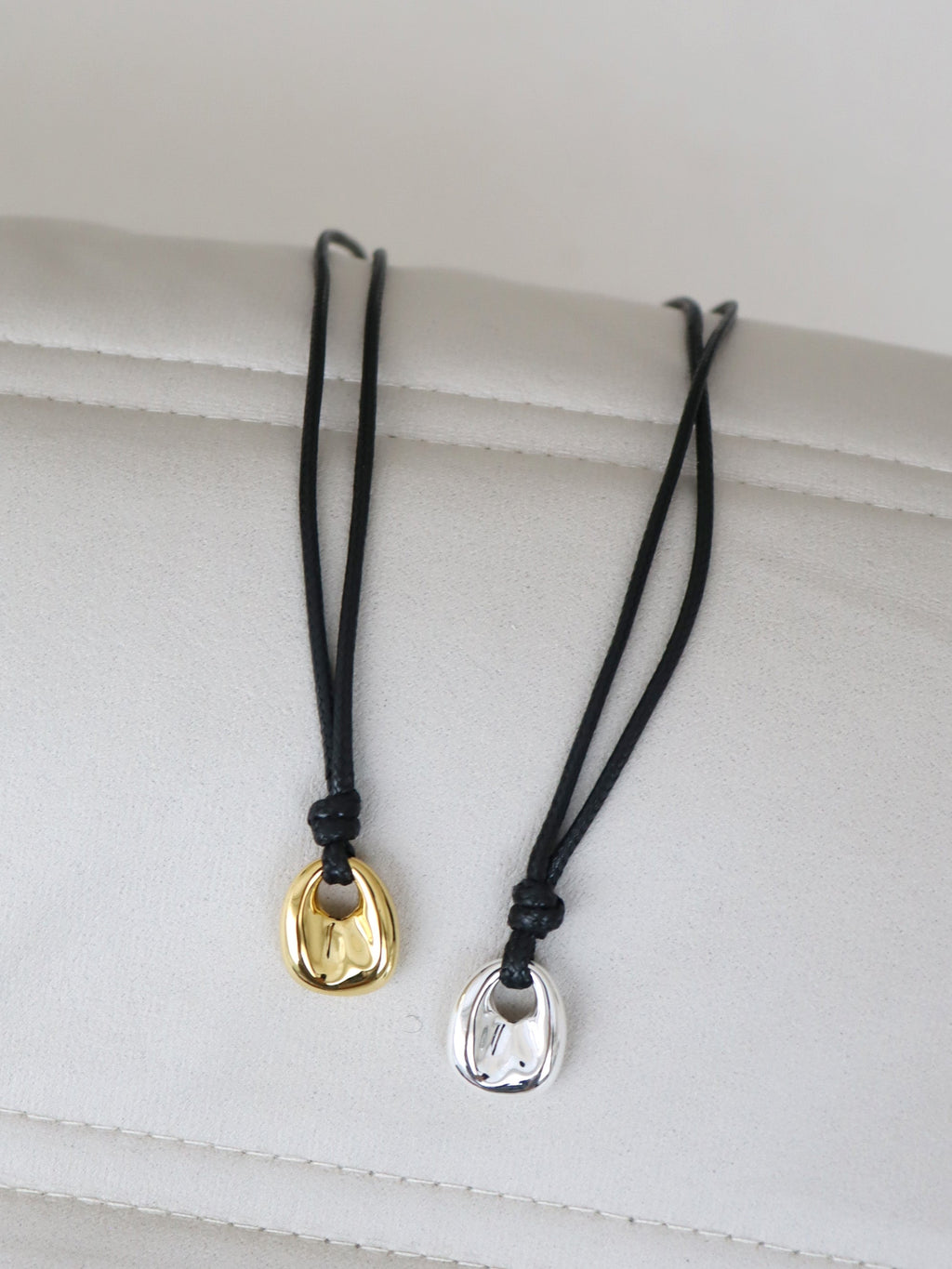 Kaia Rope Charm Necklace - Silver