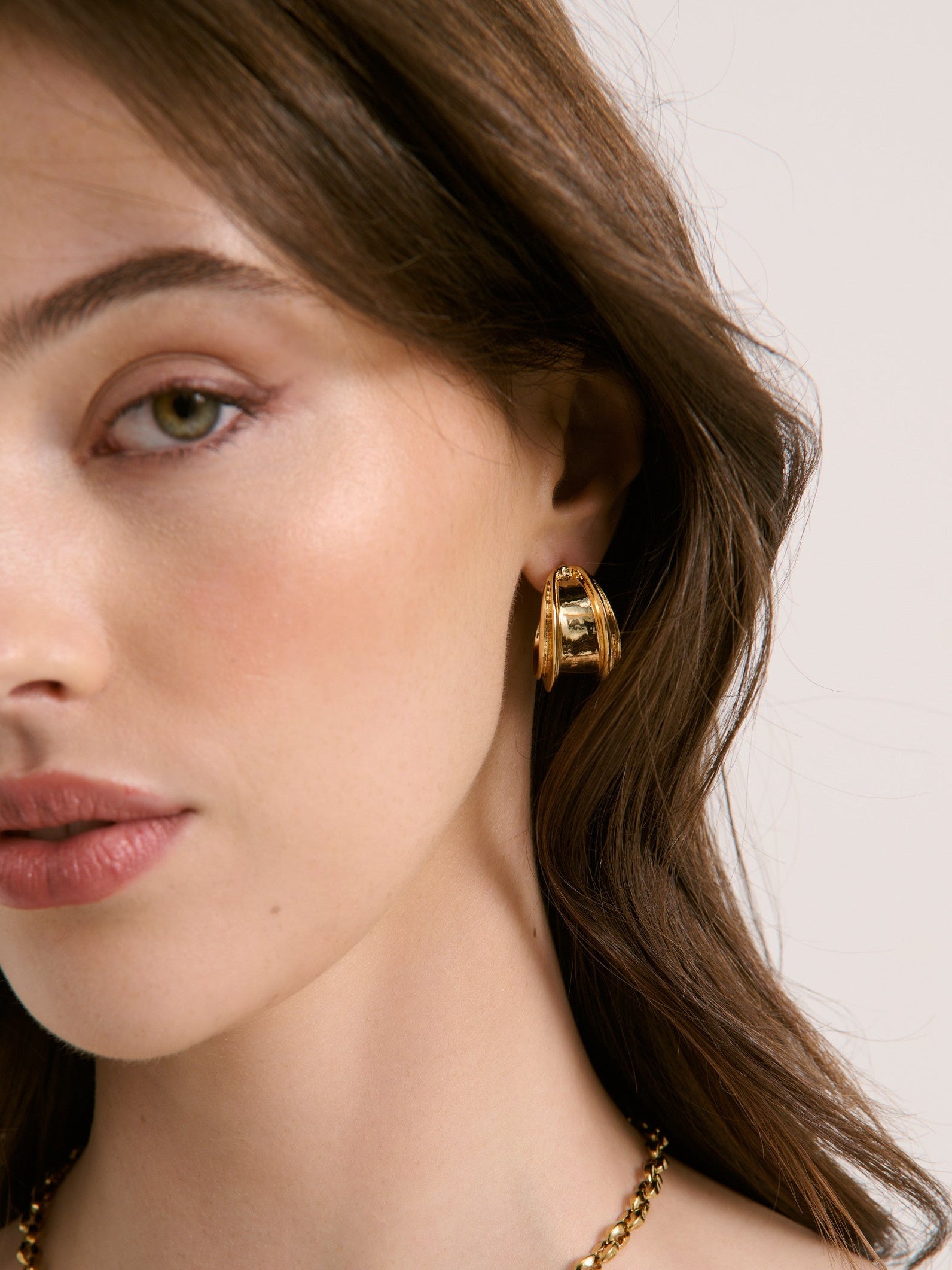 Leilia Earrings in 18k Gold Plated