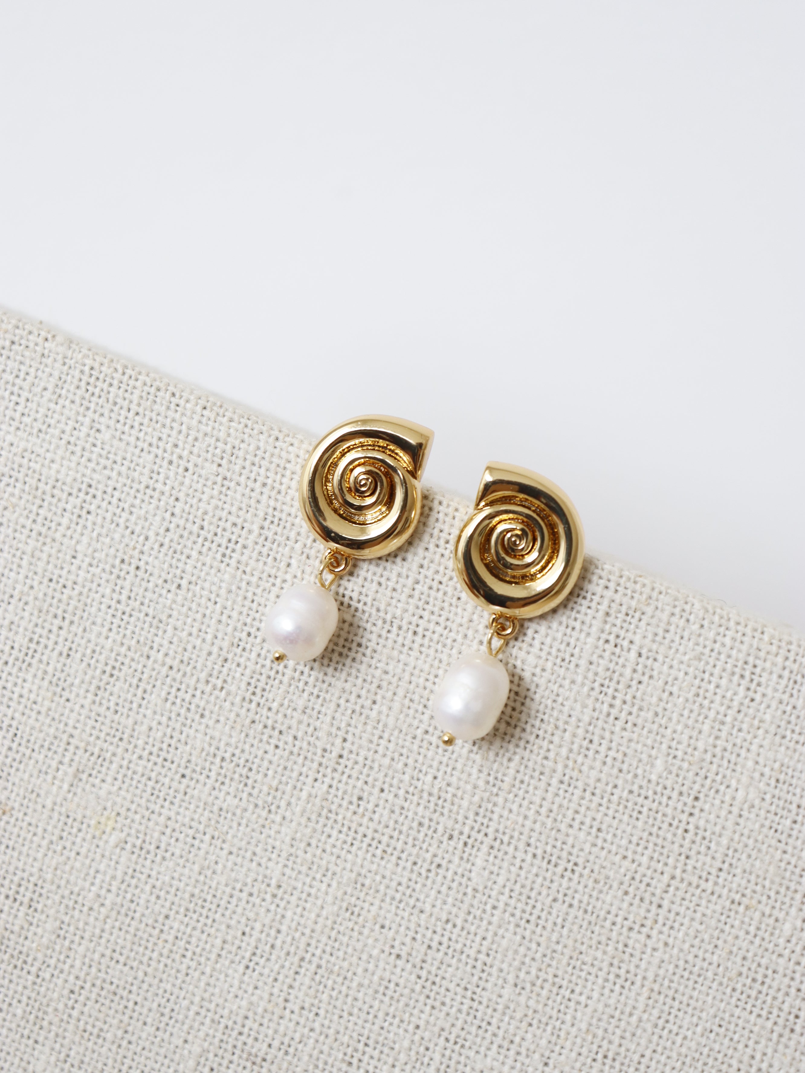 Sol Pearl Drop Earrings - 18K Gold Plated