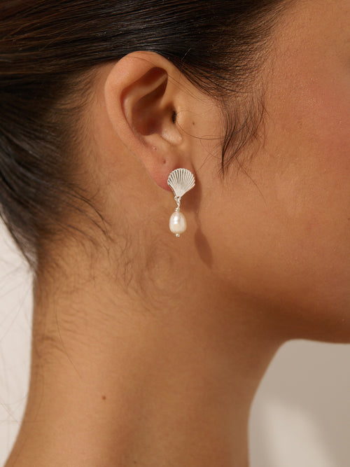 Brie Clamshell Pearl Silver Plated Earrings