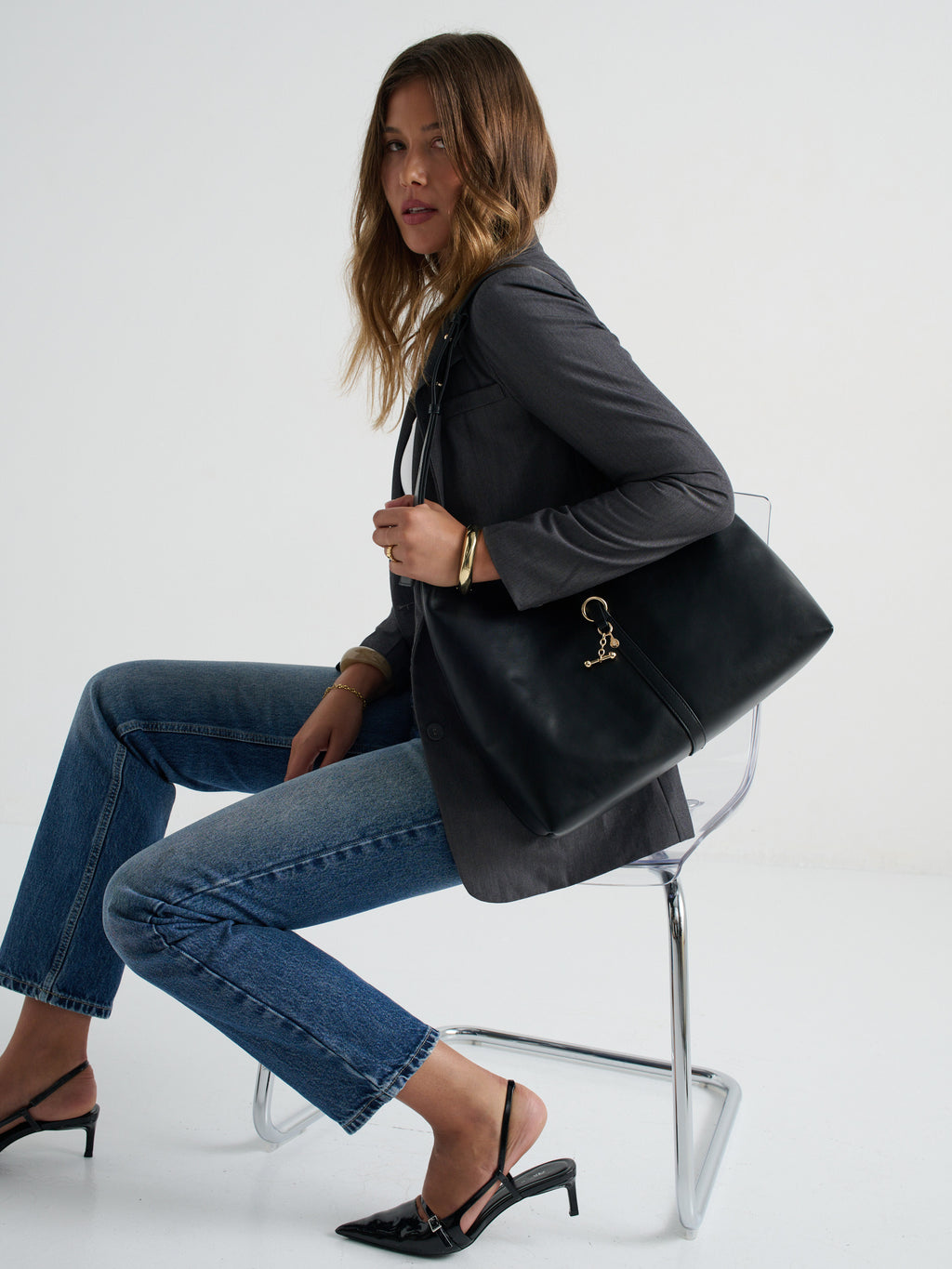 Carmella Slouchy Shoulder Bag - Black