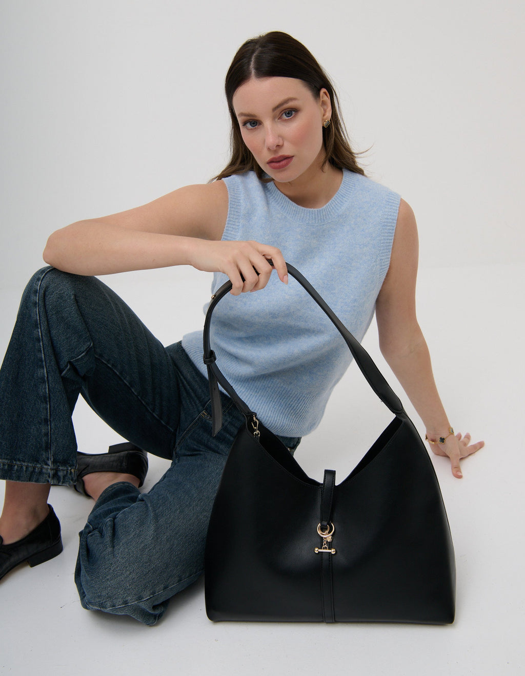 Carmella Slouchy Shoulder Bag - Black