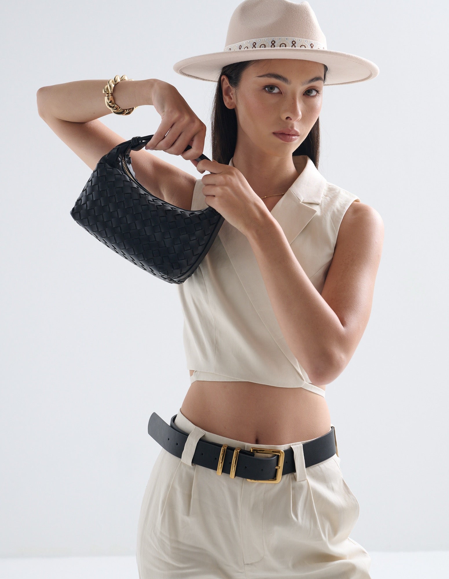 Cleo Woven Handbag - Black