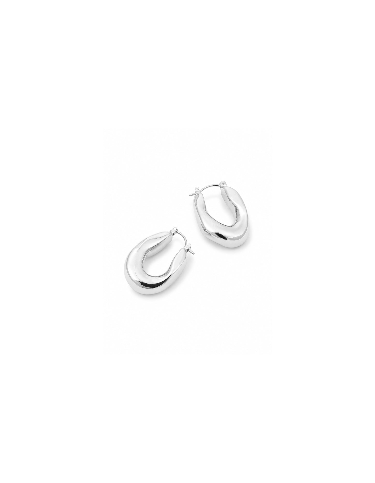 Lea Wavy Earrings in Sterling Silver Plated