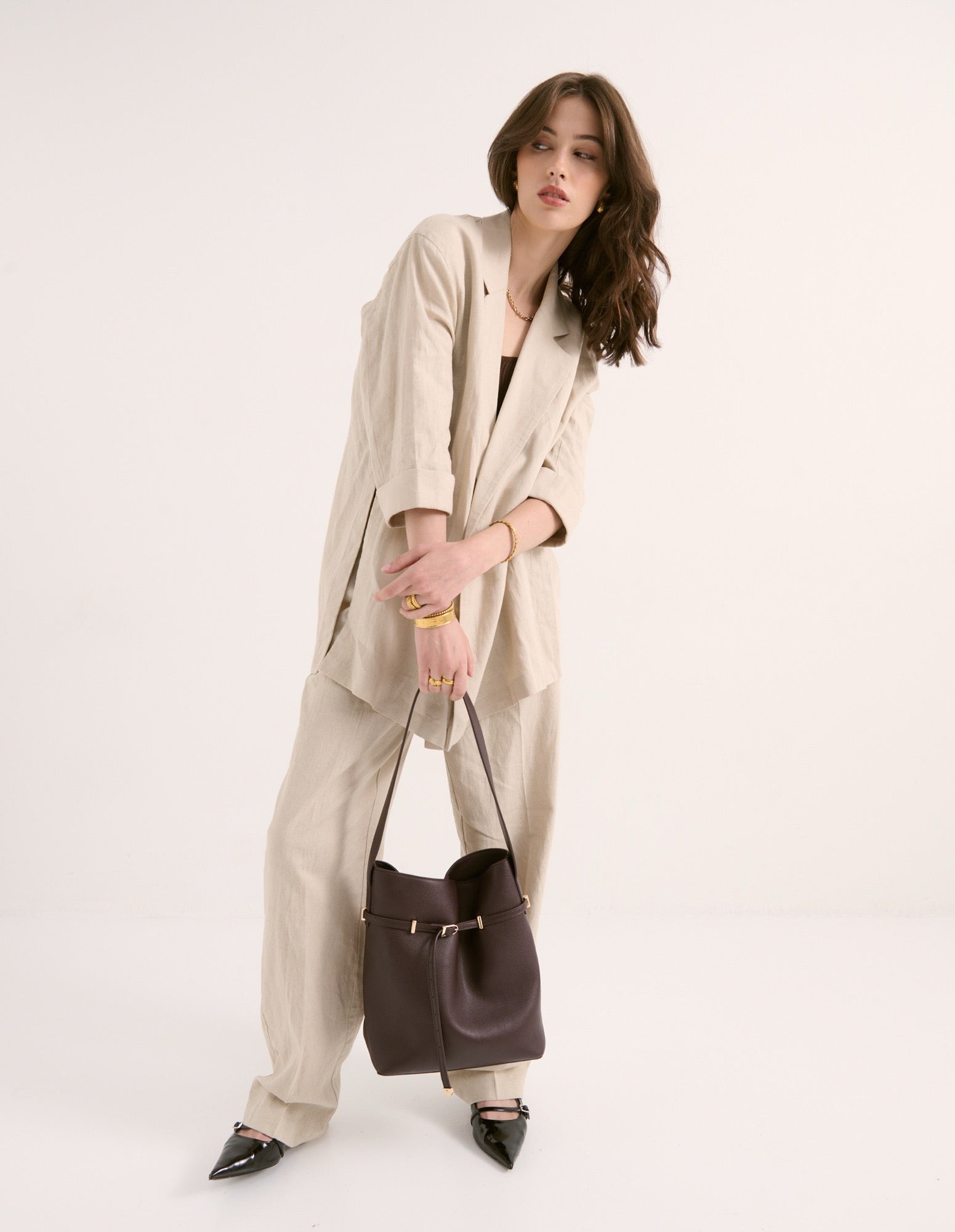 Leonie Belt Bucket Bag - Brown