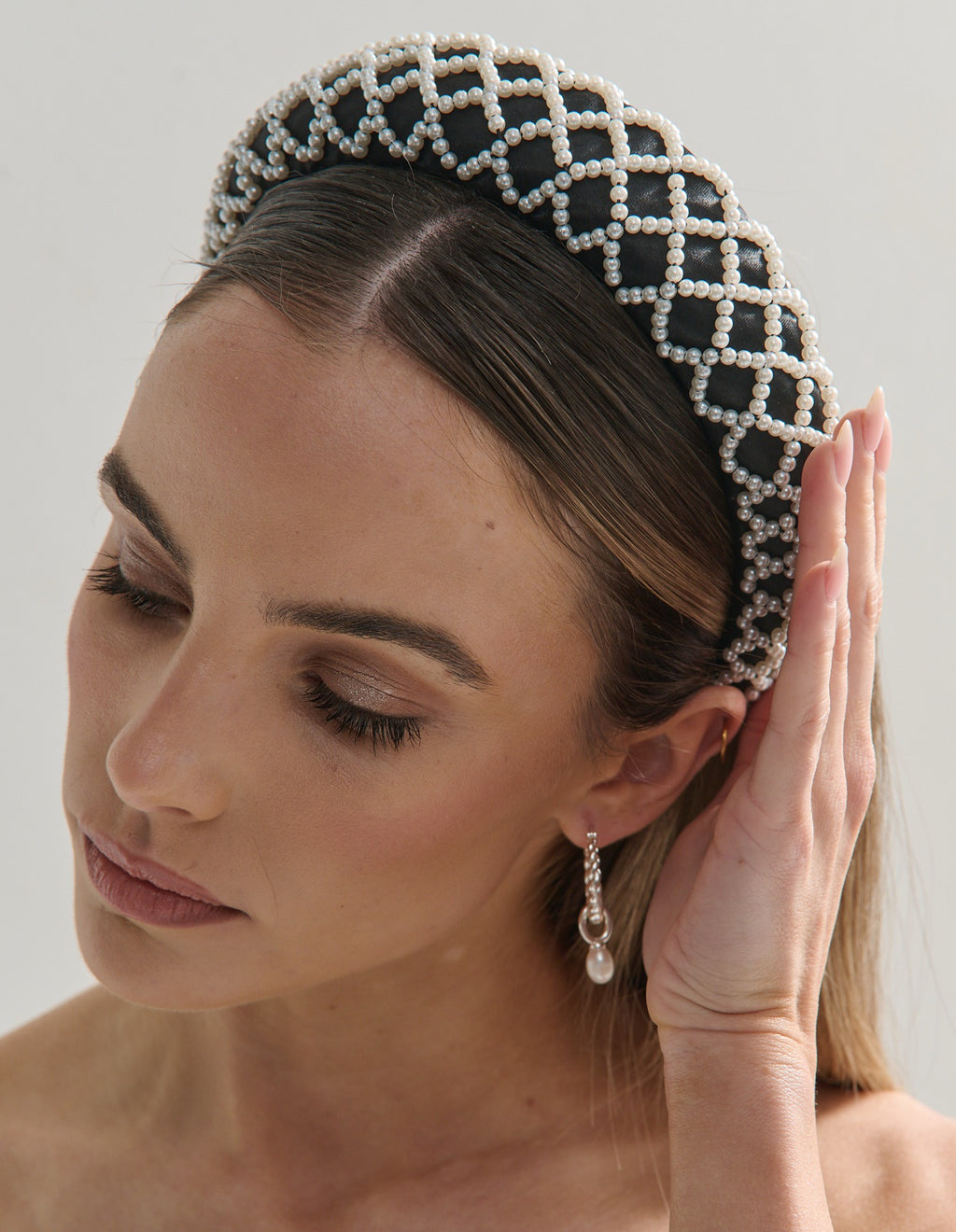 Lia Pearl Statement Headband