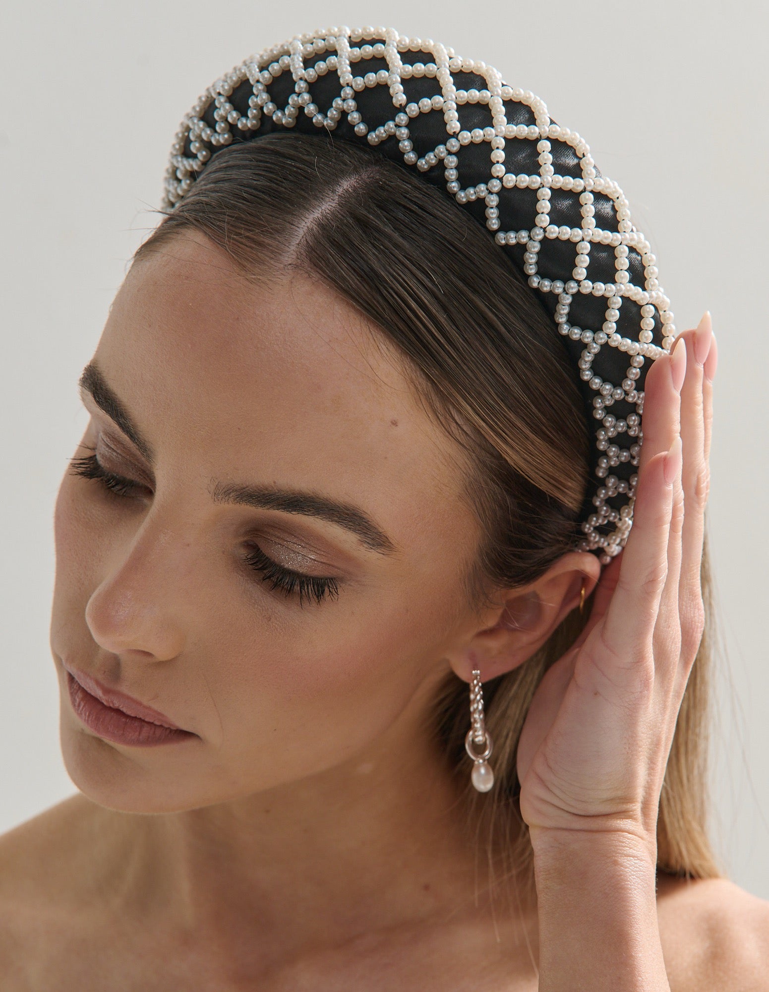Lia Pearl Statement Headband