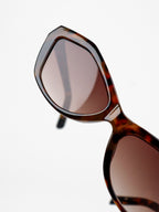 Meeka Sunglasses - Tort